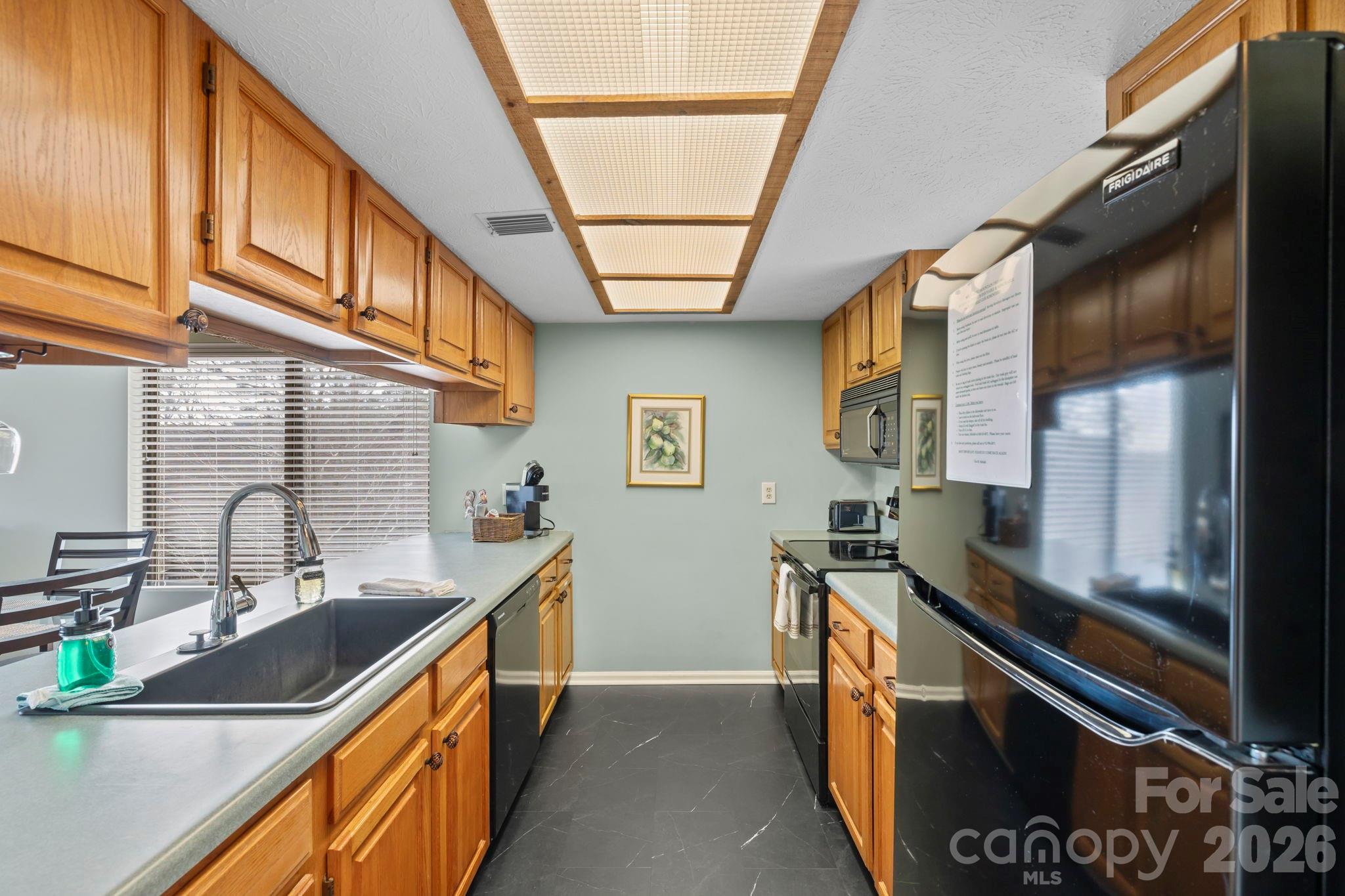 78 Upper Tanglewood Road Unit: 6