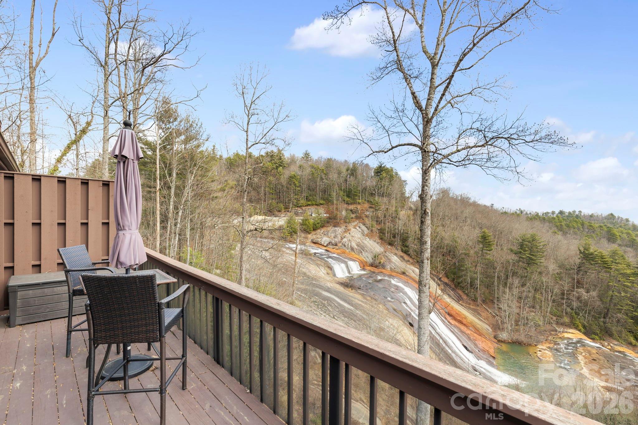78 Upper Tanglewood Road Unit: 6