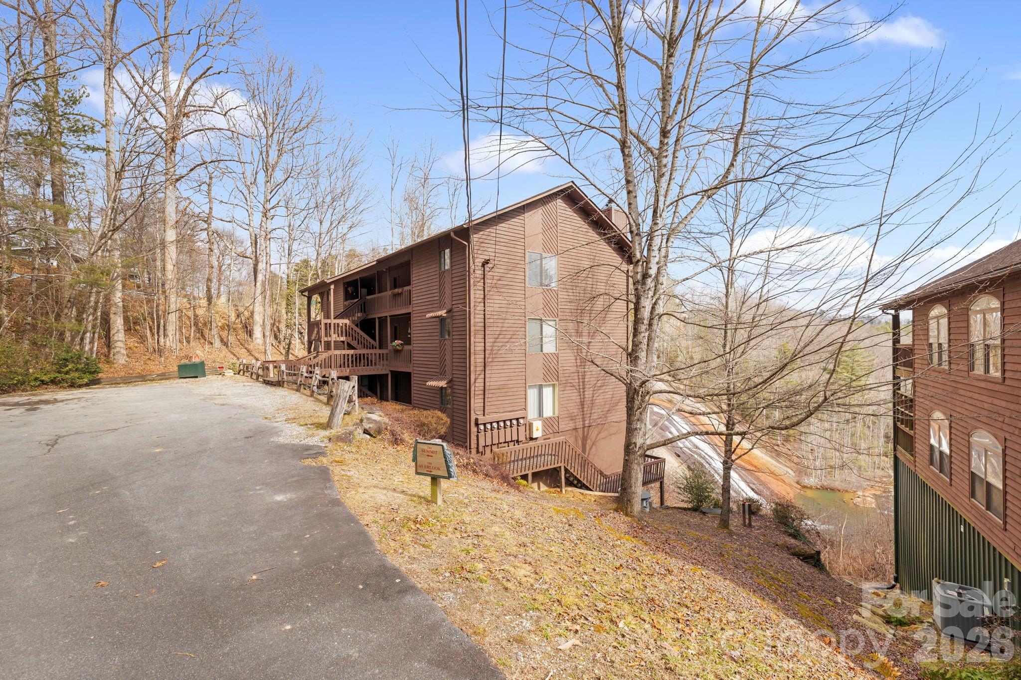 78 Upper Tanglewood Road Unit: 6