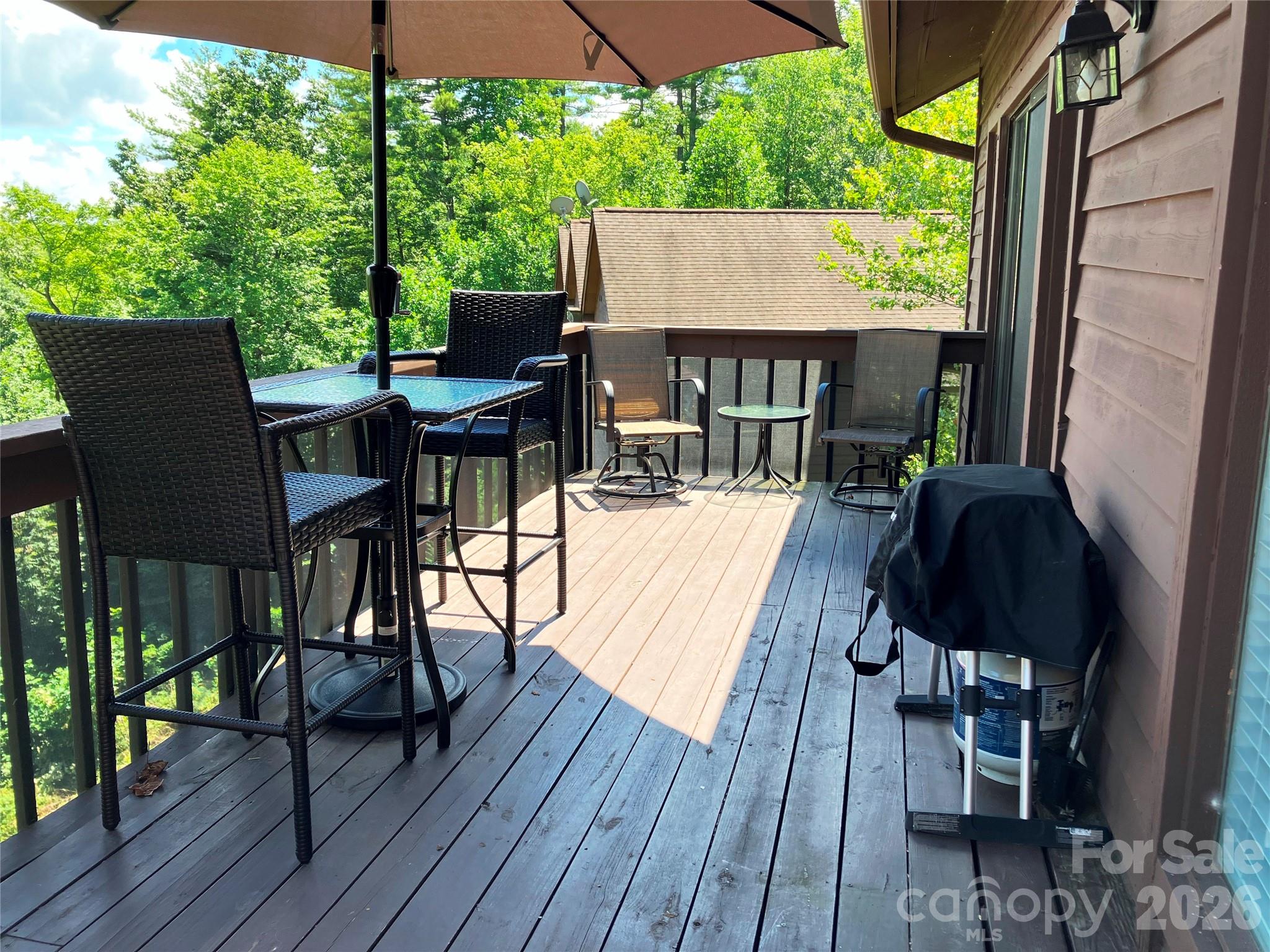 78 Upper Tanglewood Road Unit: 6