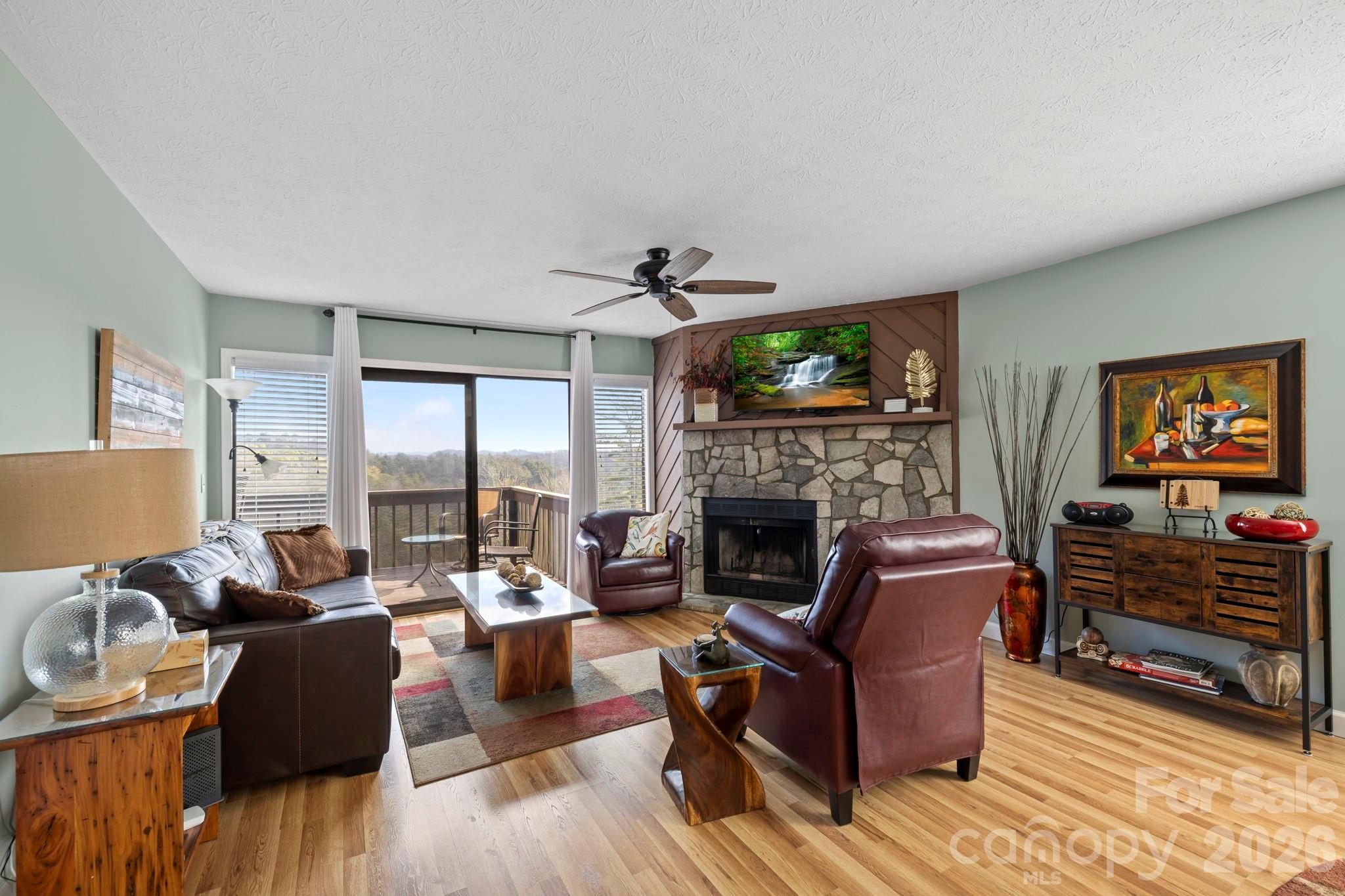 78 Upper Tanglewood Road Unit: 6