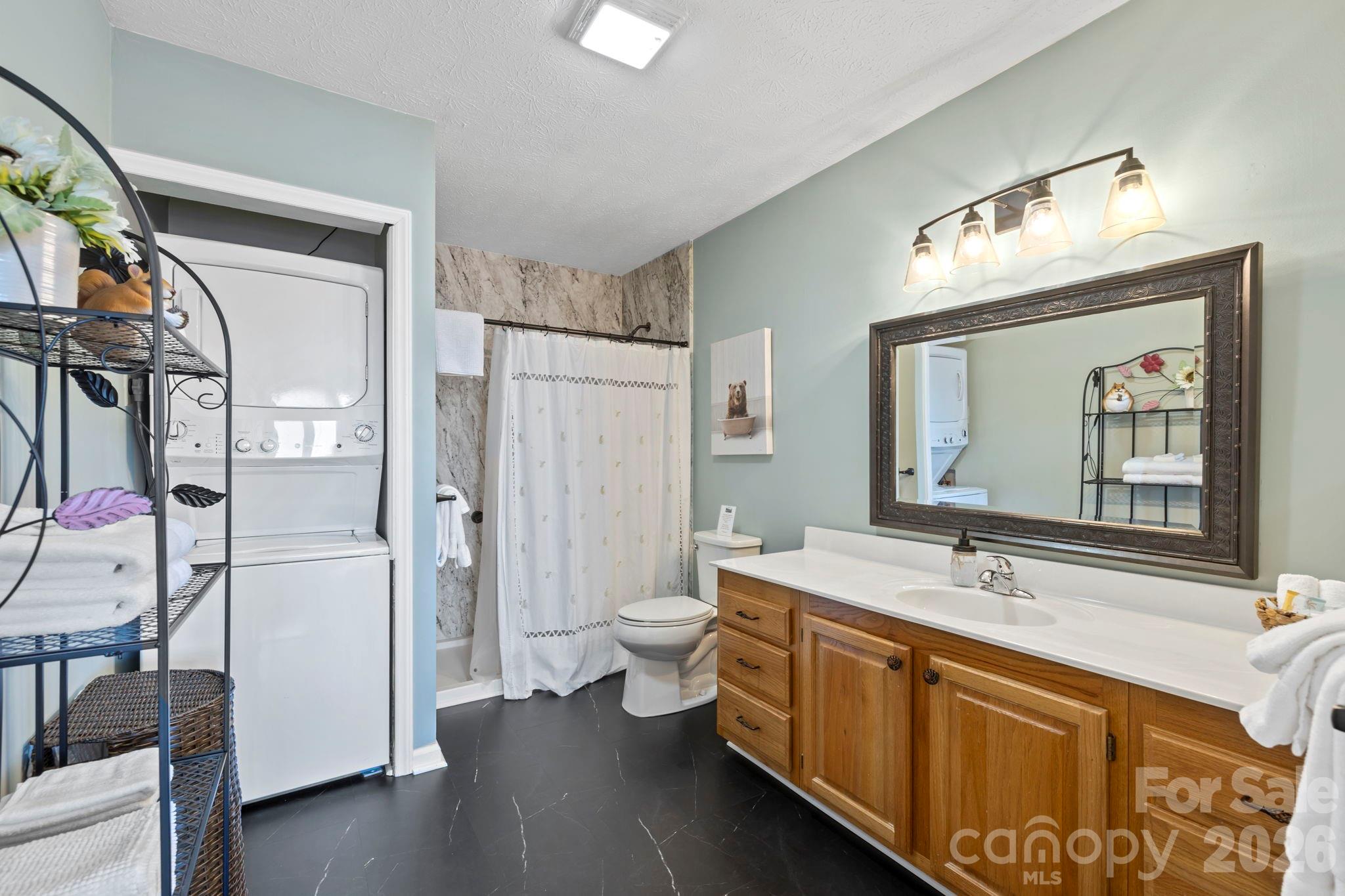 78 Upper Tanglewood Road Unit: 6