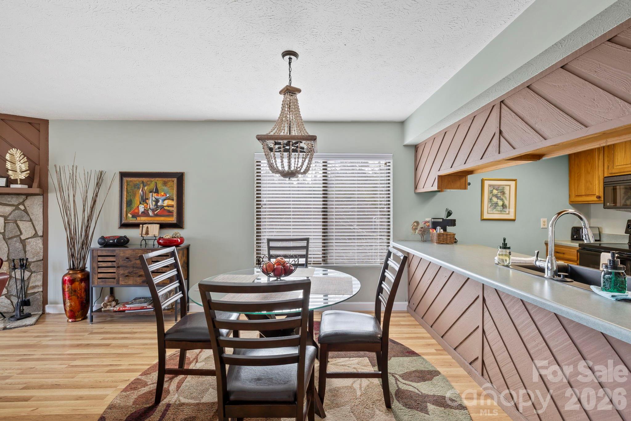78 Upper Tanglewood Road Unit: 6
