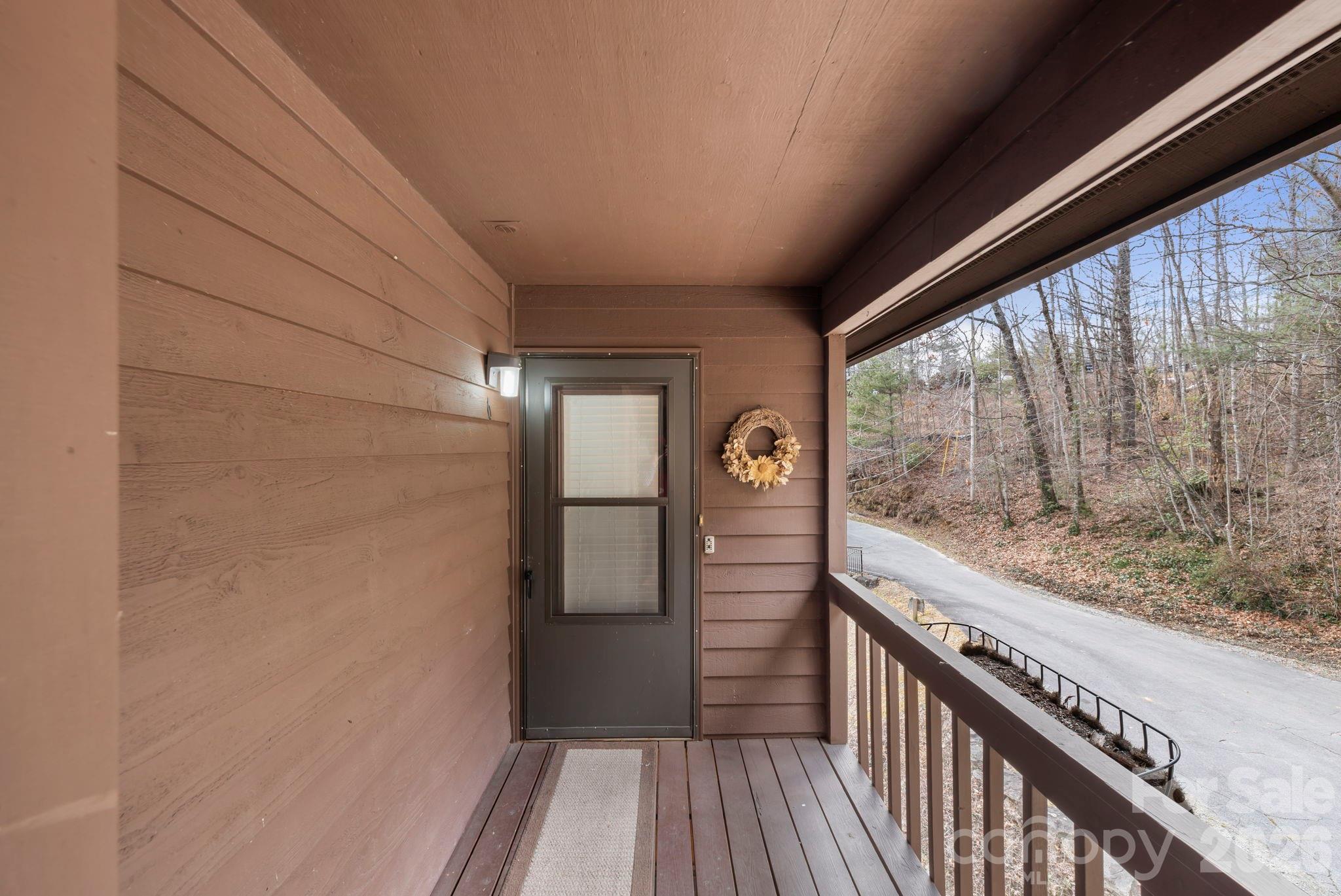 78 Upper Tanglewood Road Unit: 6