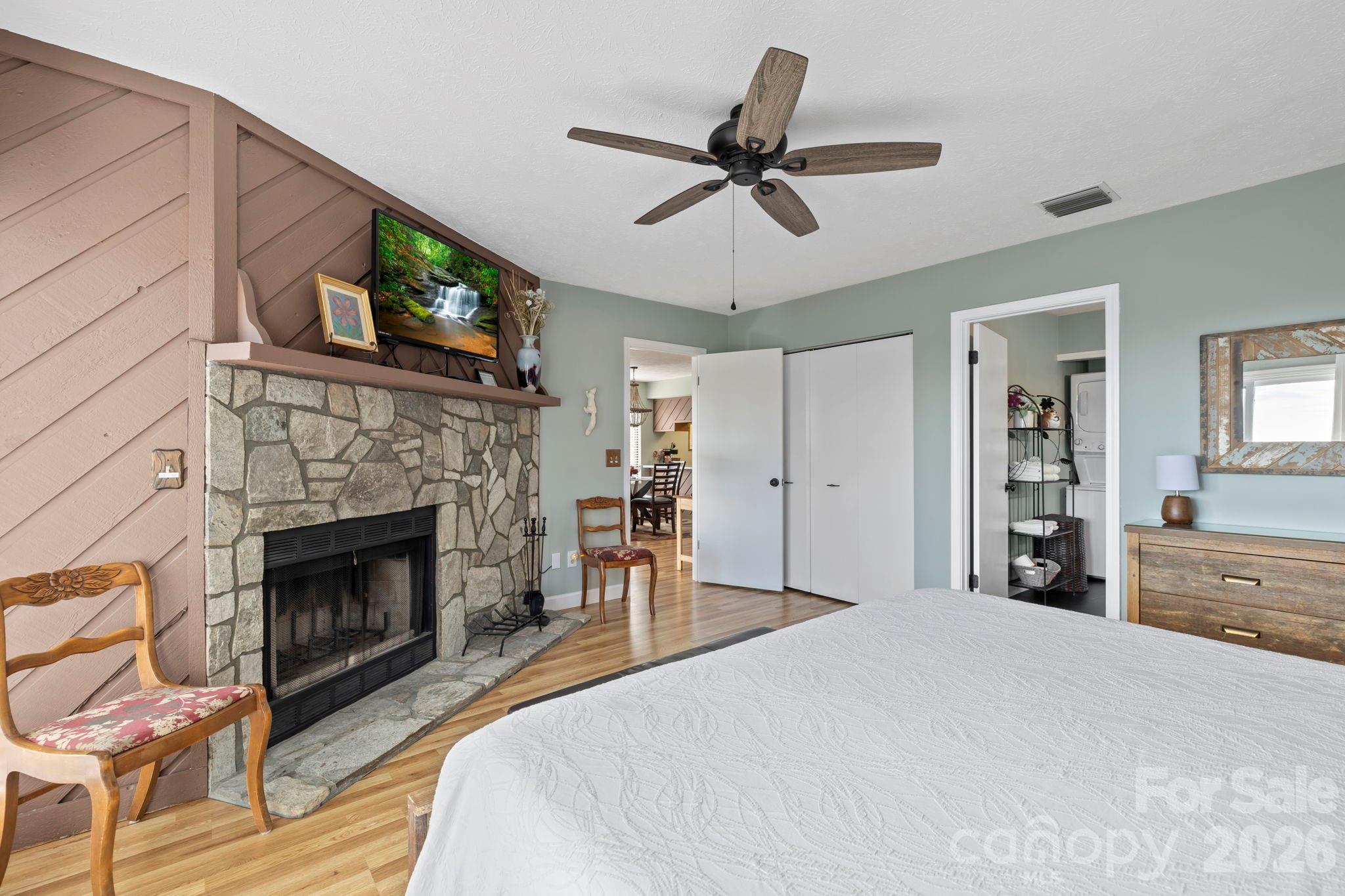 78 Upper Tanglewood Road Unit: 6
