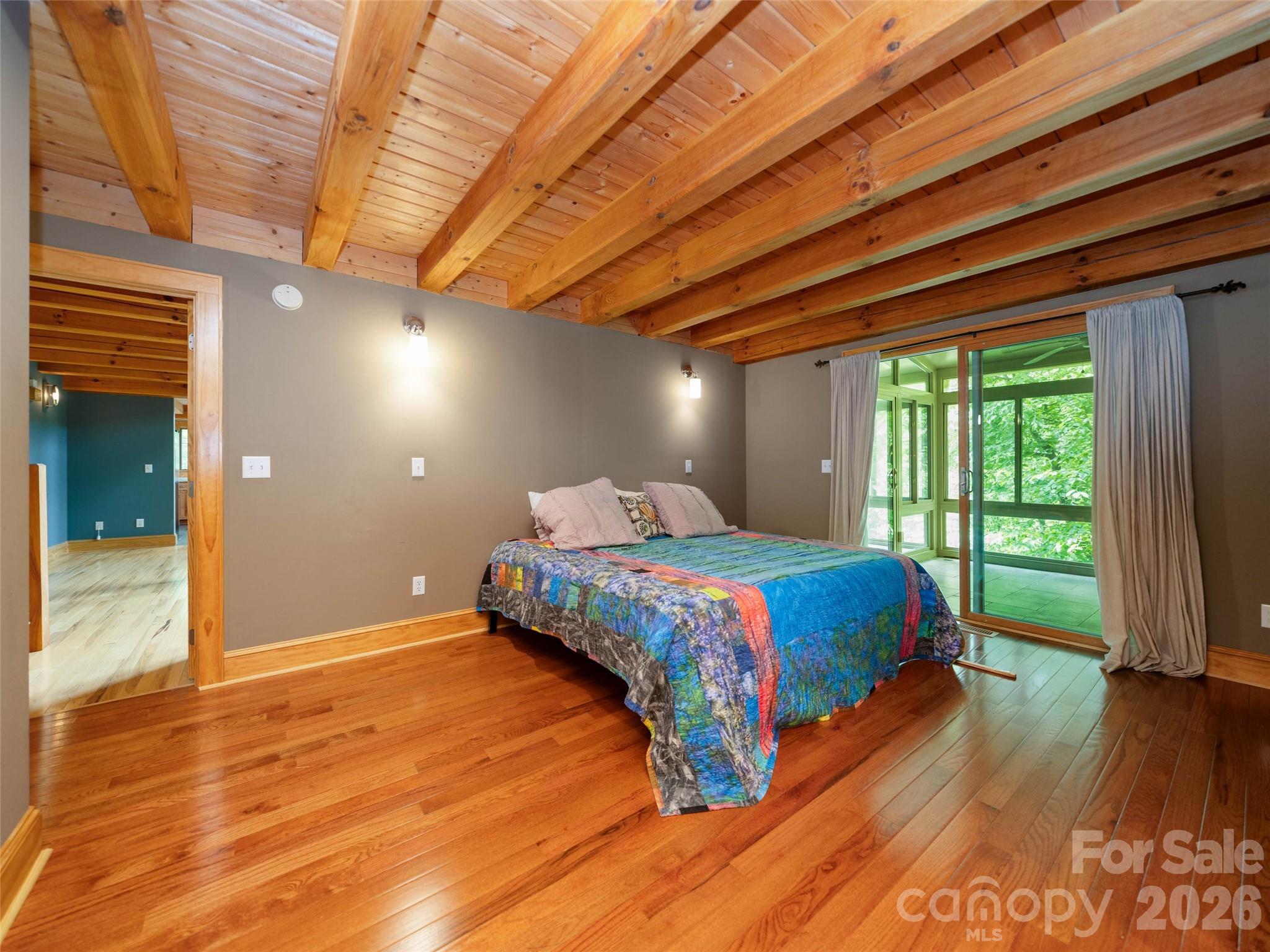 82 Red Oak Drive
