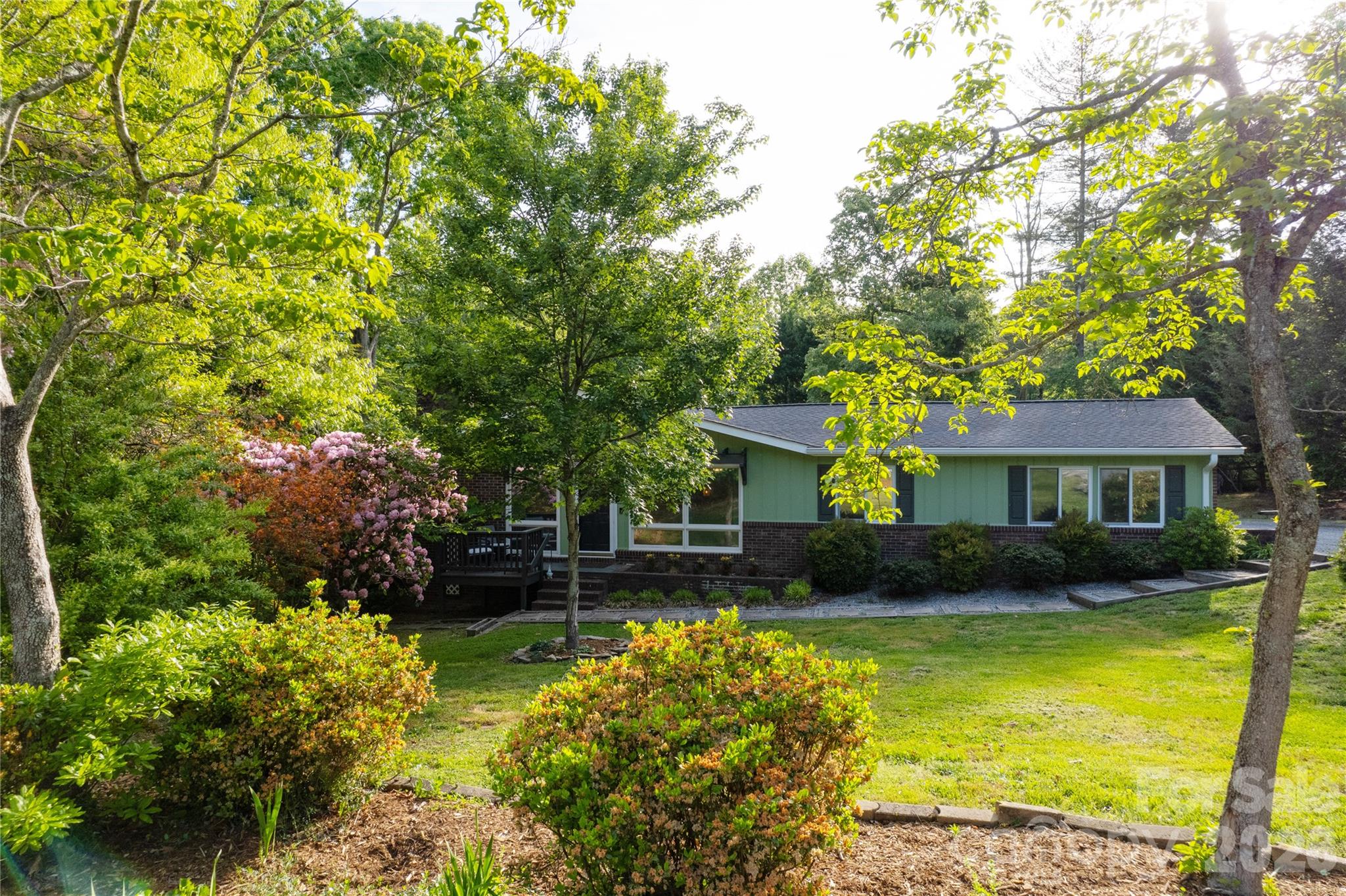 137 E Whisperwood Circle