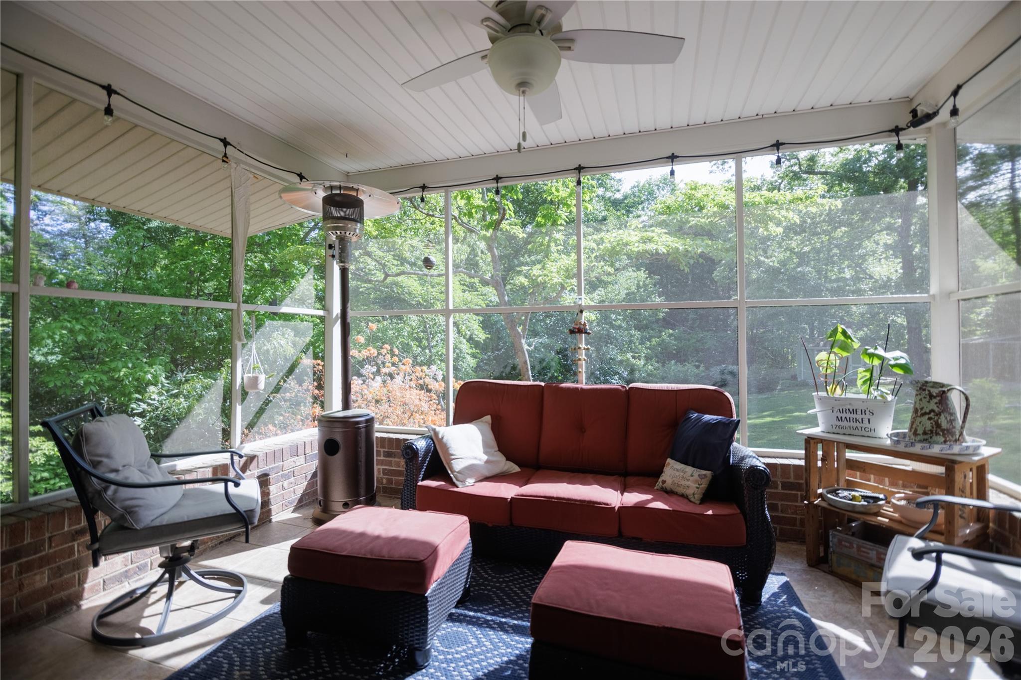 137 E Whisperwood Circle