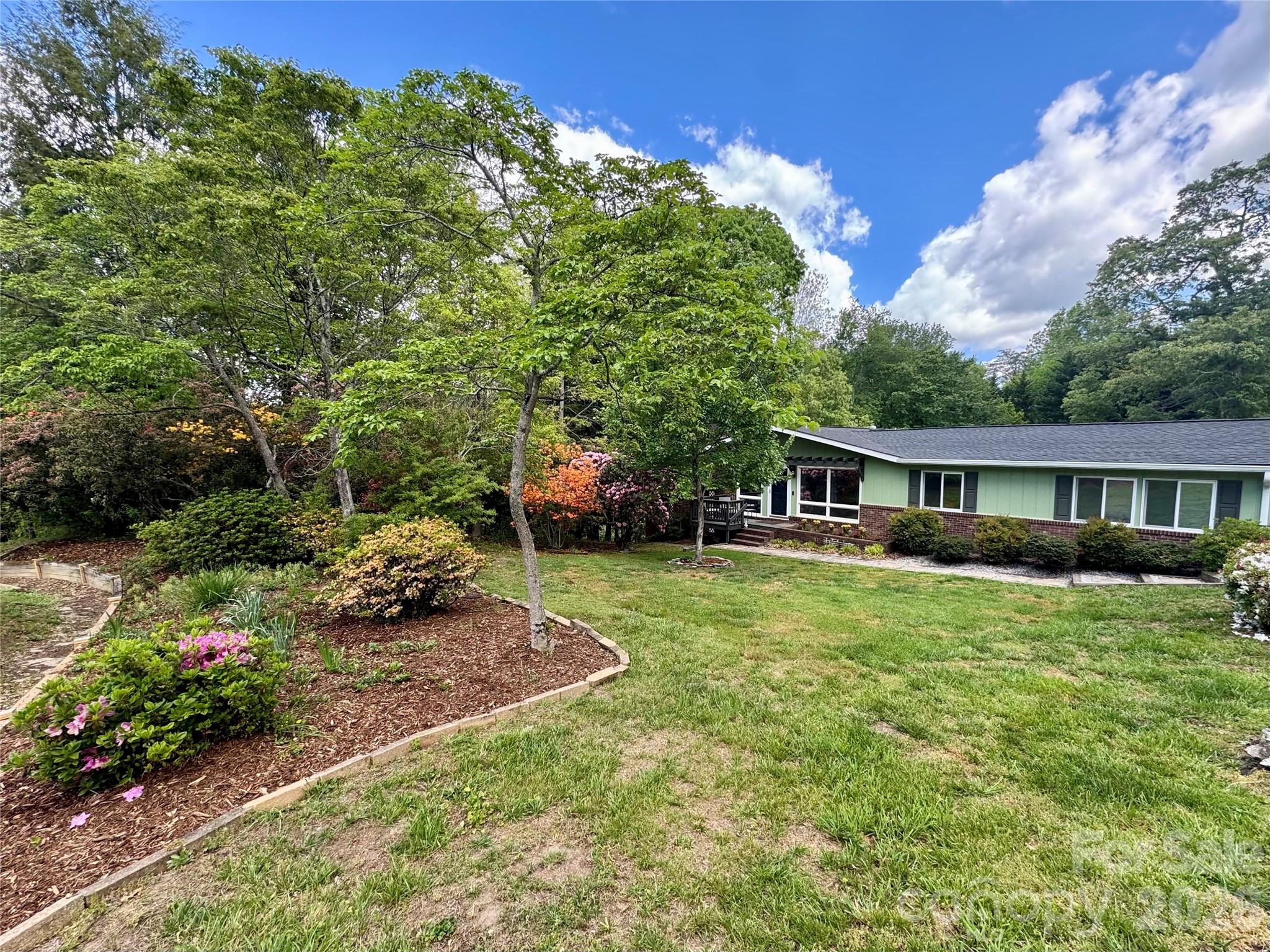 137 E Whisperwood Circle
