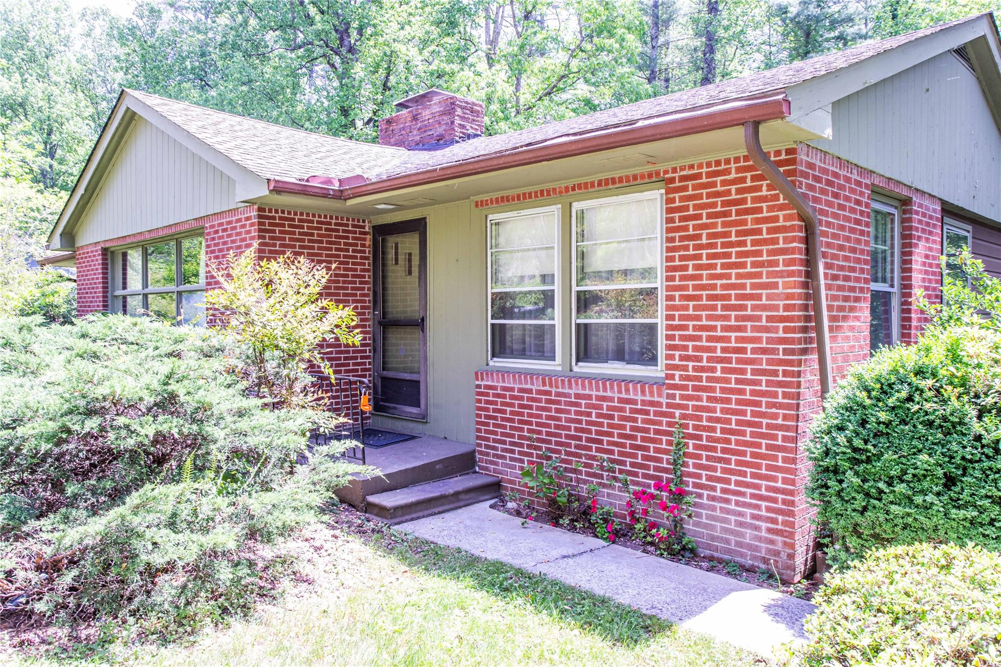 3004 Kanuga Road