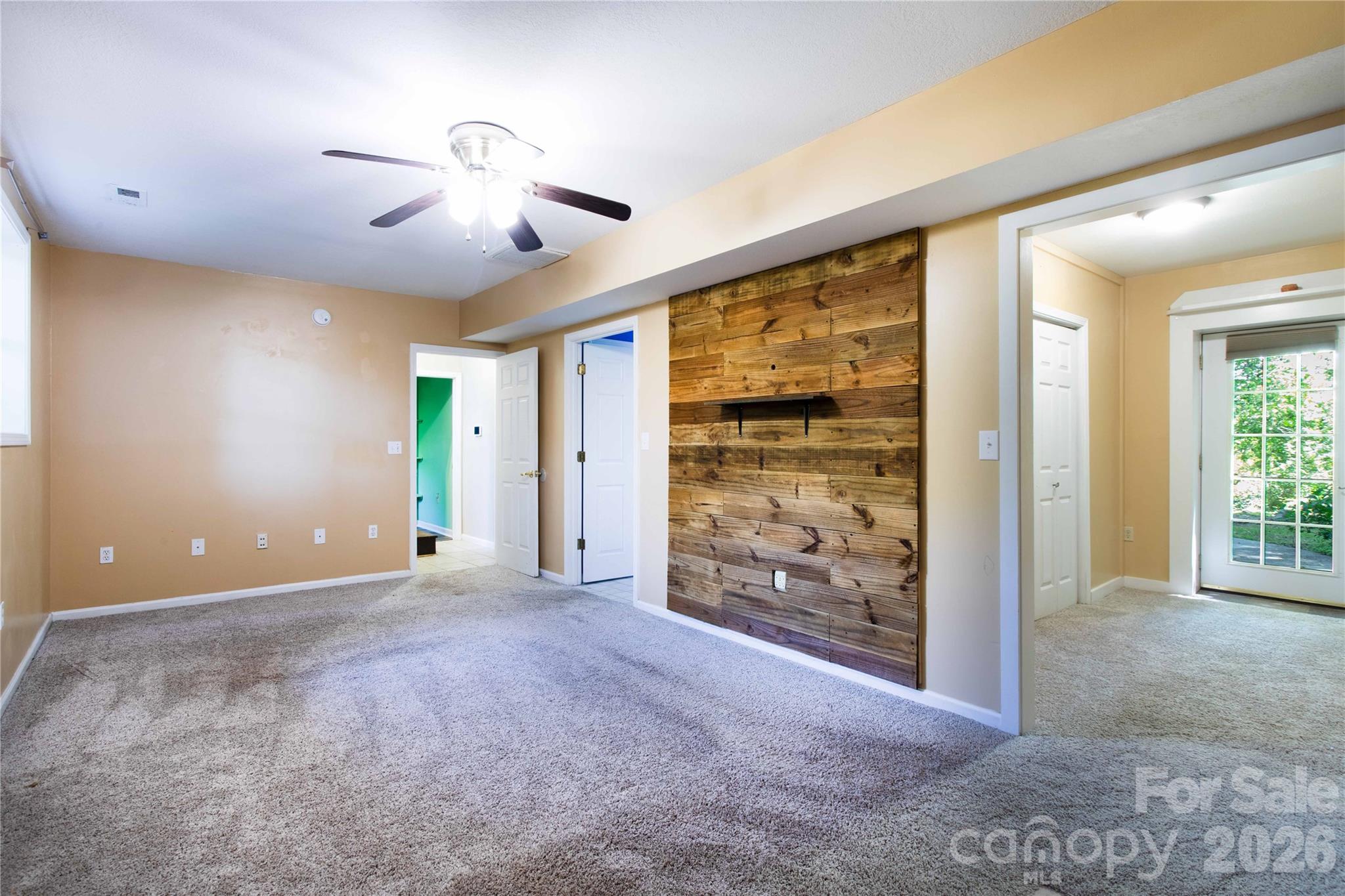 73 Cresent Drive