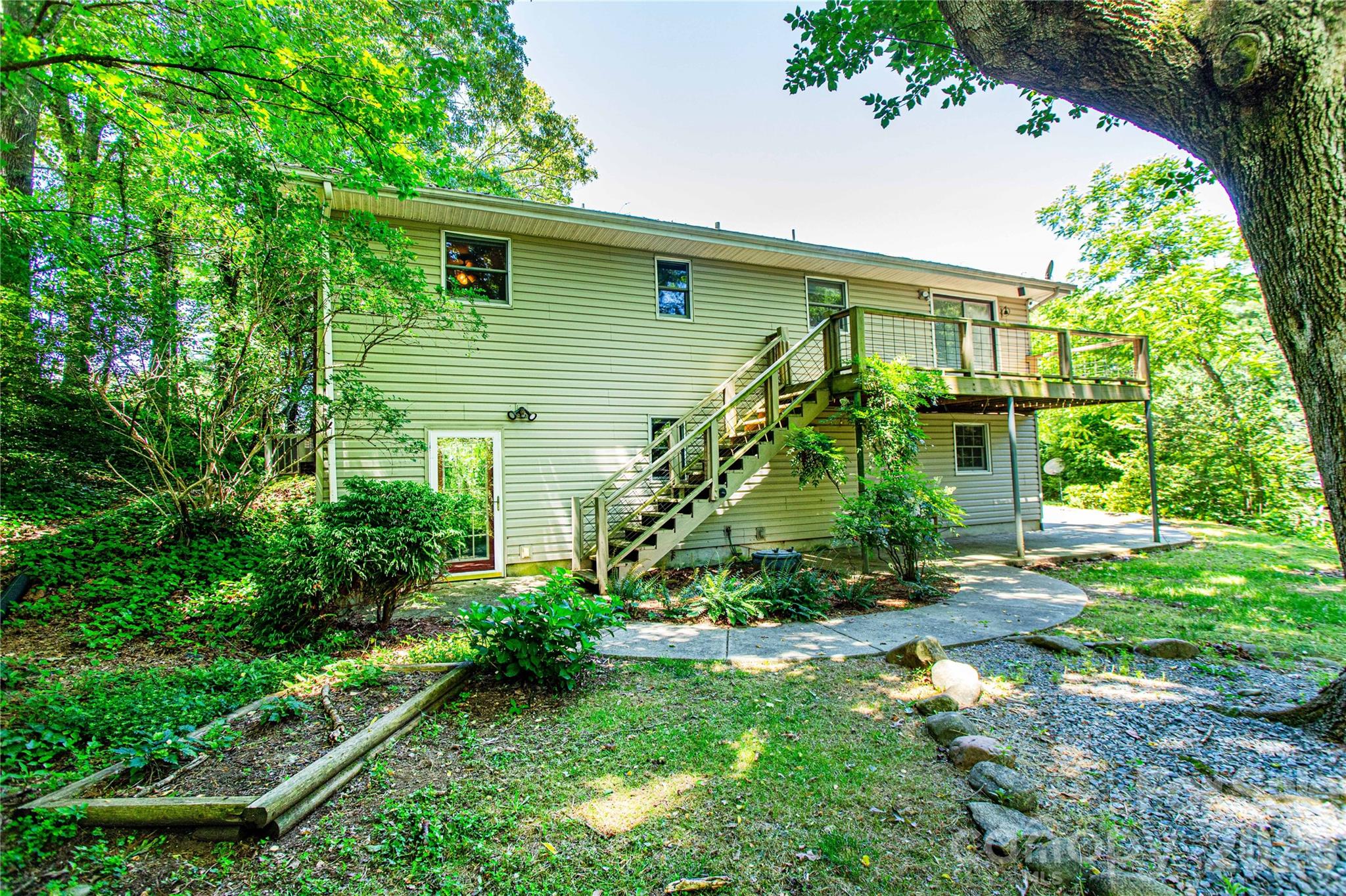 73 Cresent Drive