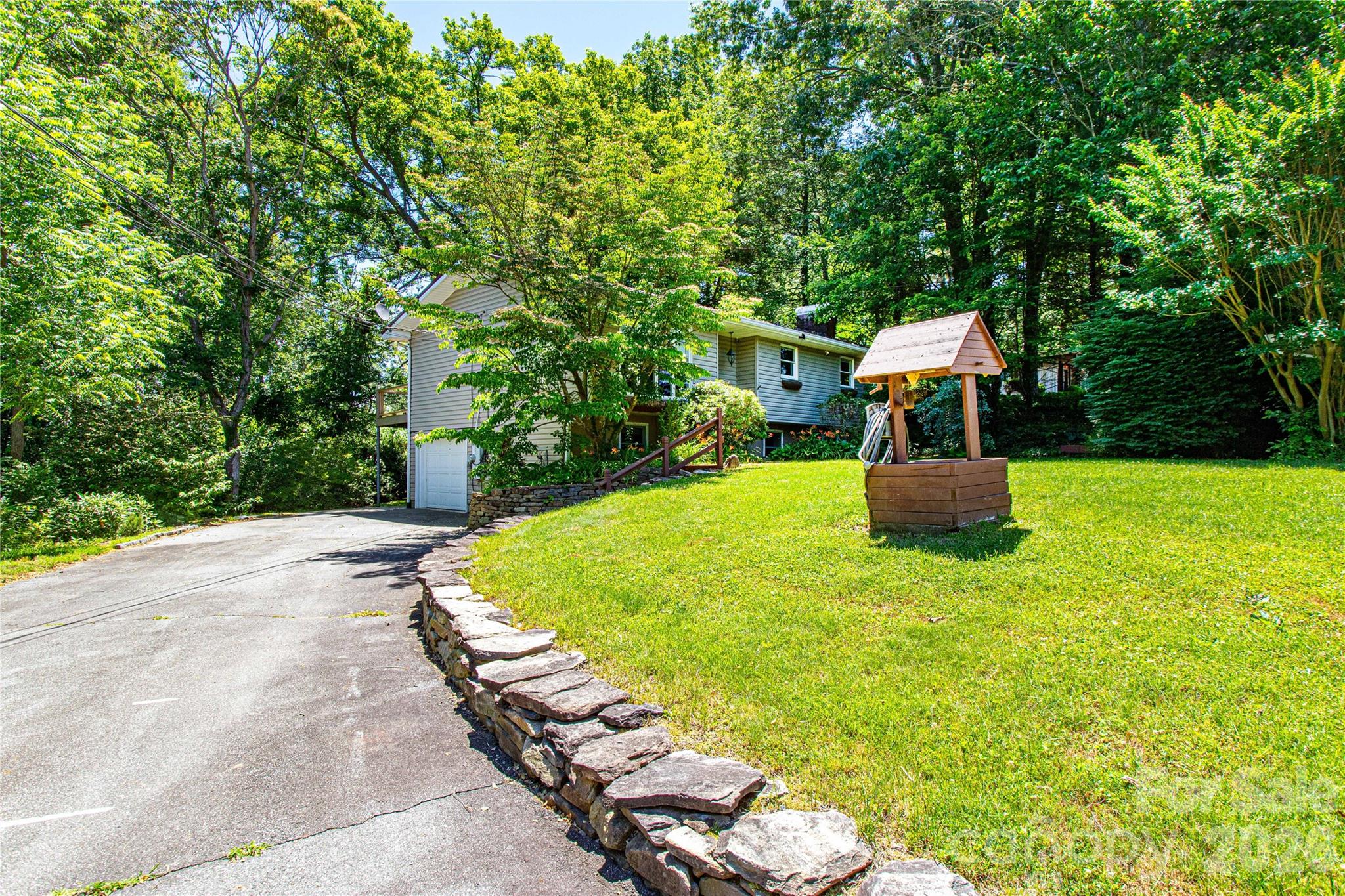 73 Cresent Drive