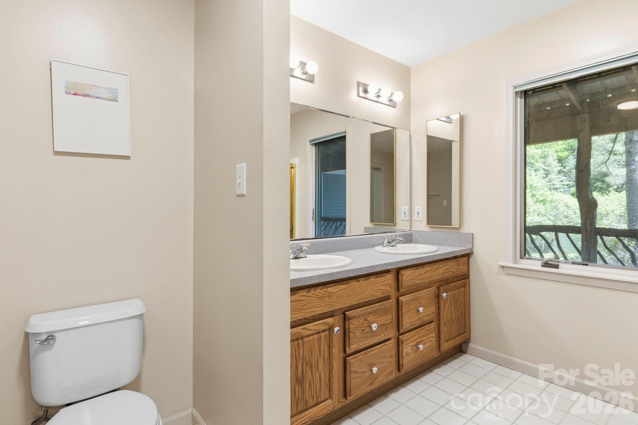 1592 Eagle Lake Drive Unit: 154