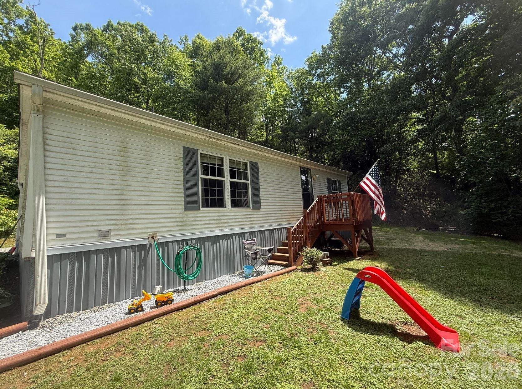 811 Turkey Pen Gap Road
