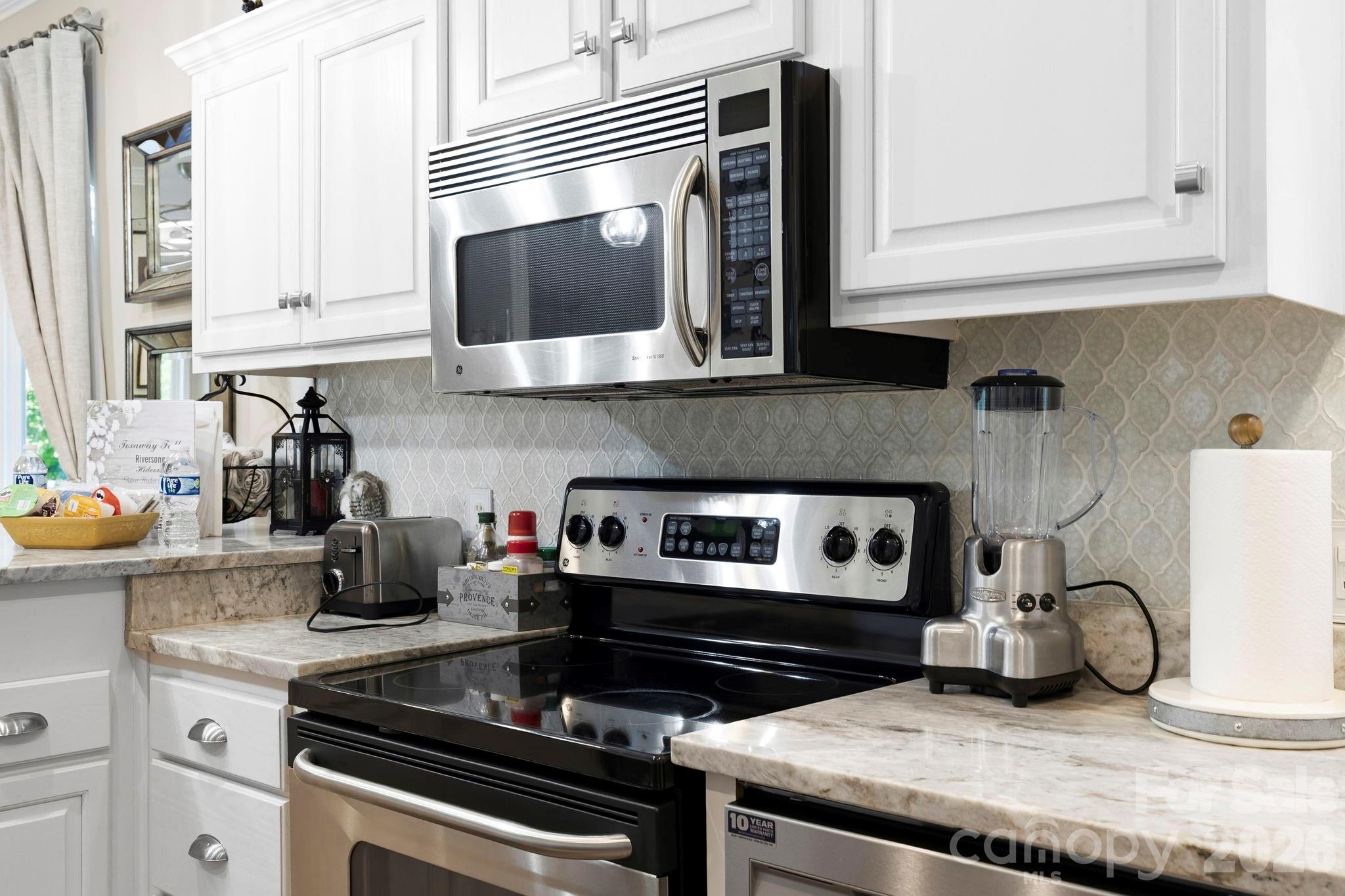 30 Lower Tanglewood Road E Unit: 2