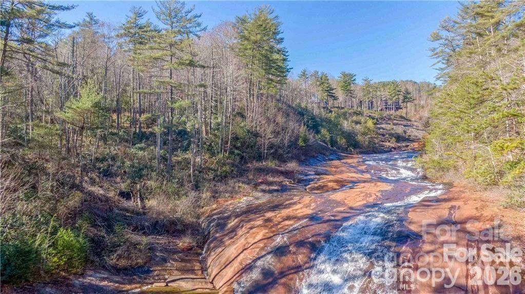 30 Lower Tanglewood Road E Unit: 2