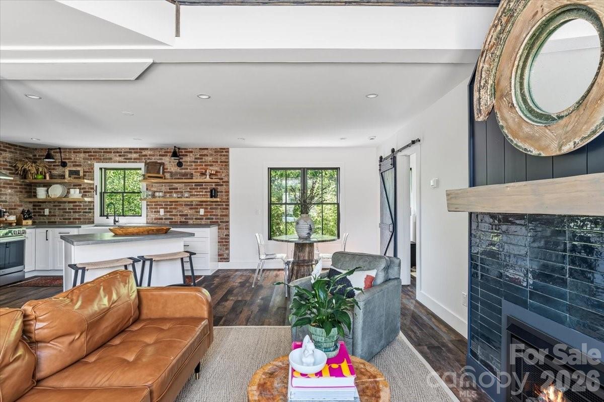 224 Rosenwald Lane