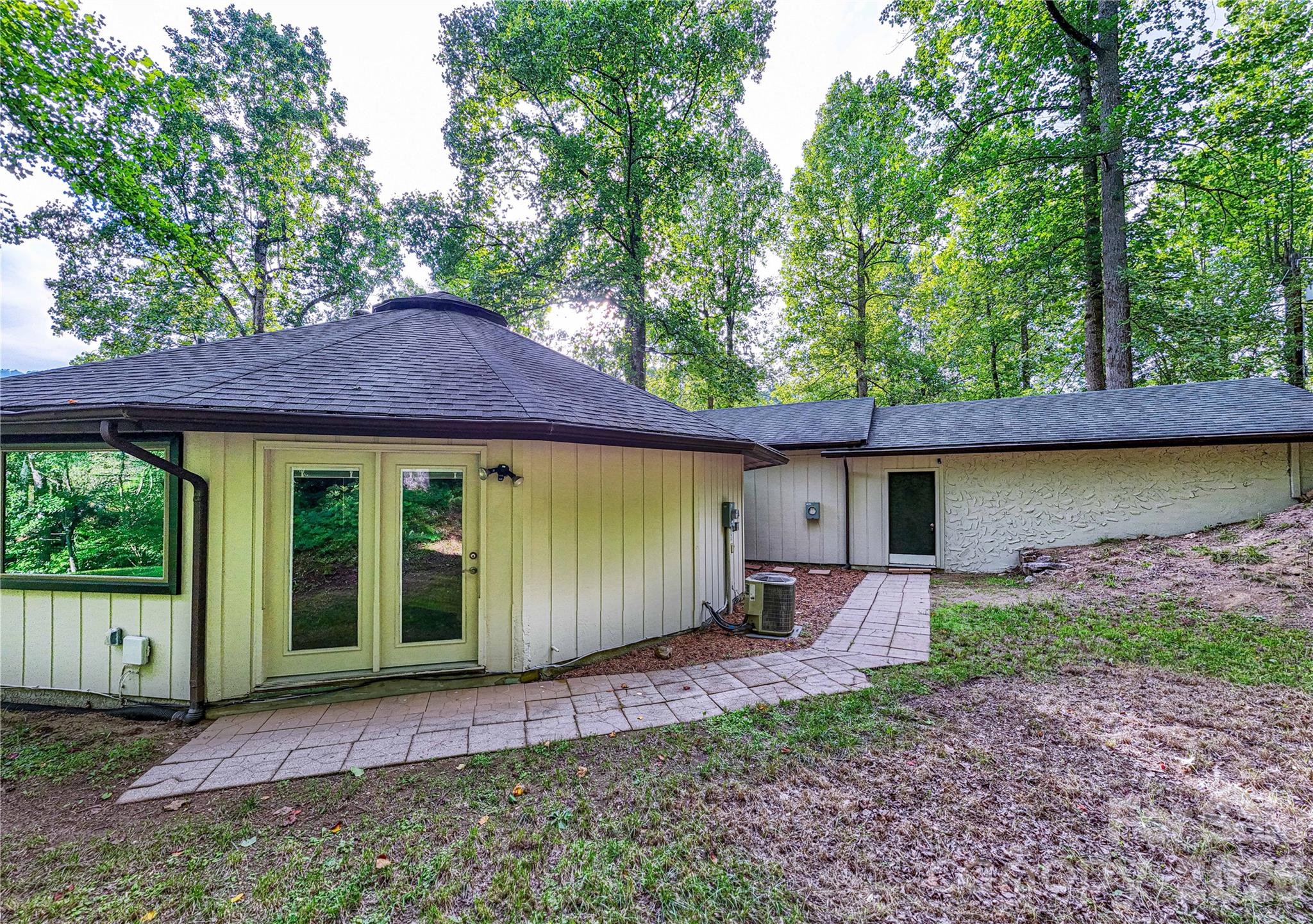 150 Freeman Knolls Drive Unit: 6