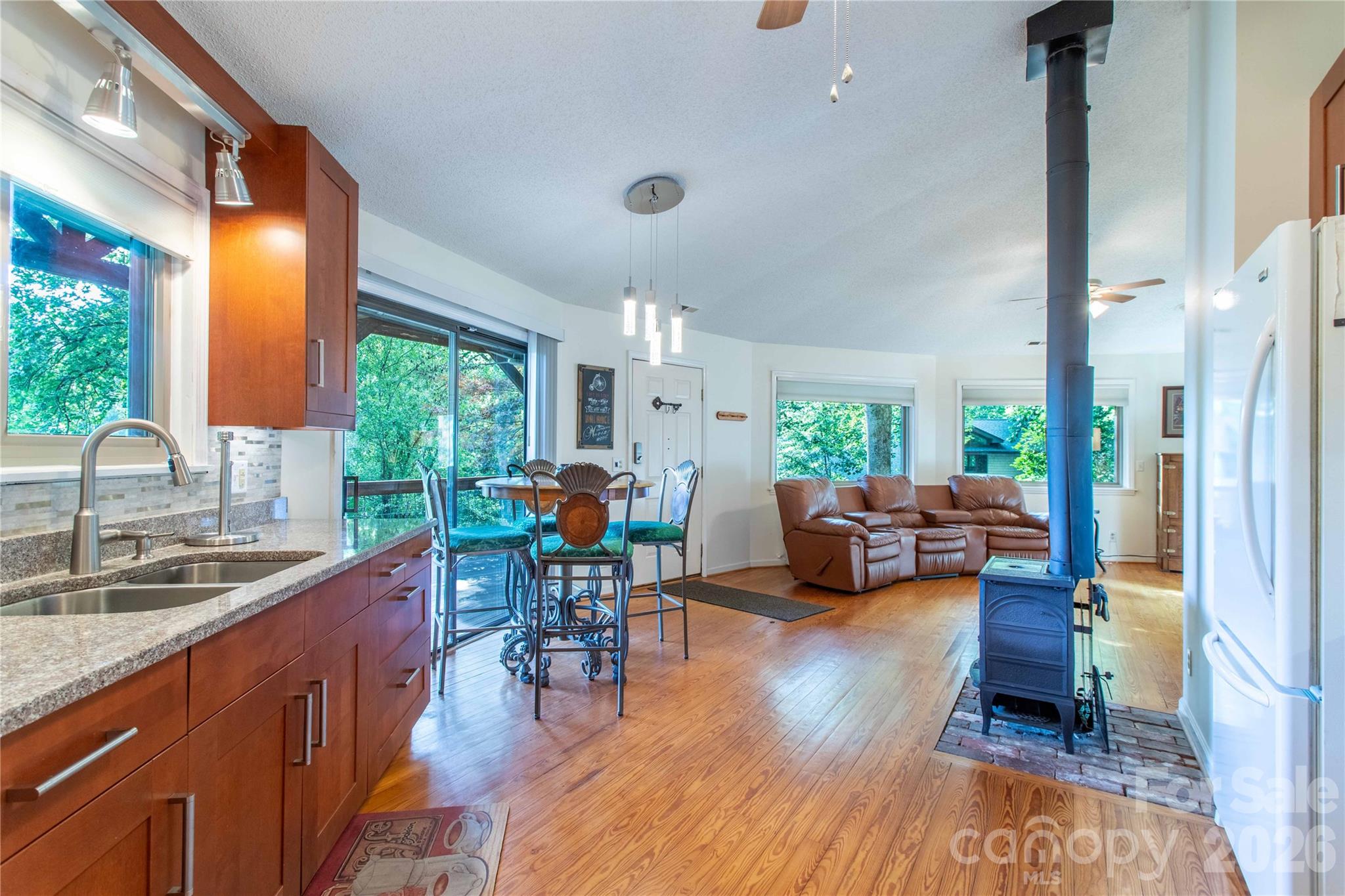 150 Freeman Knolls Drive Unit: 6