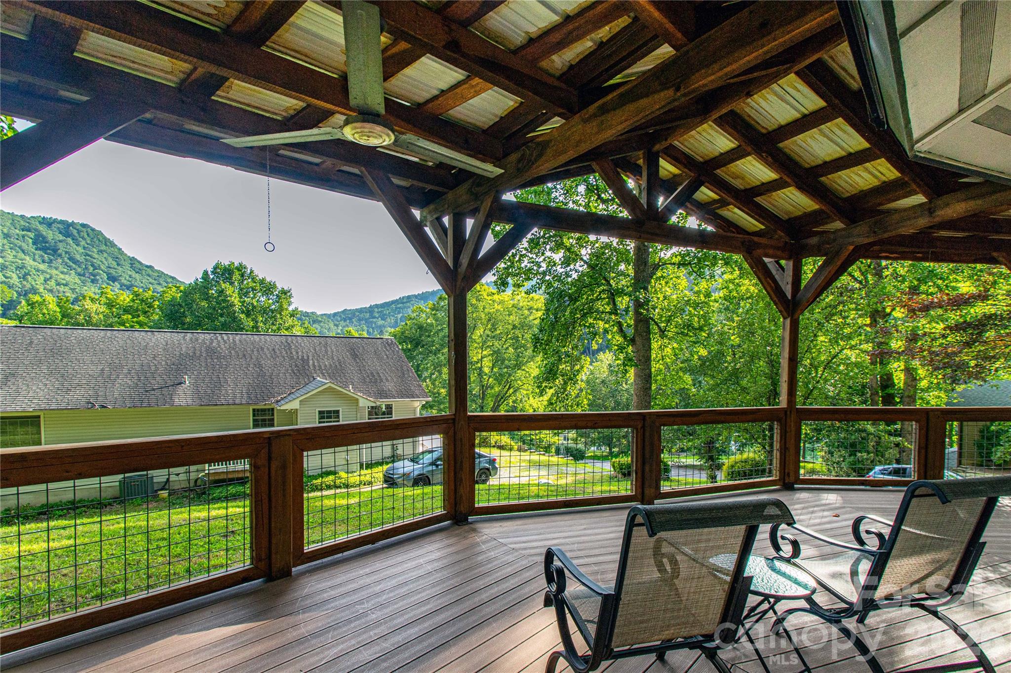 150 Freeman Knolls Drive Unit: 6