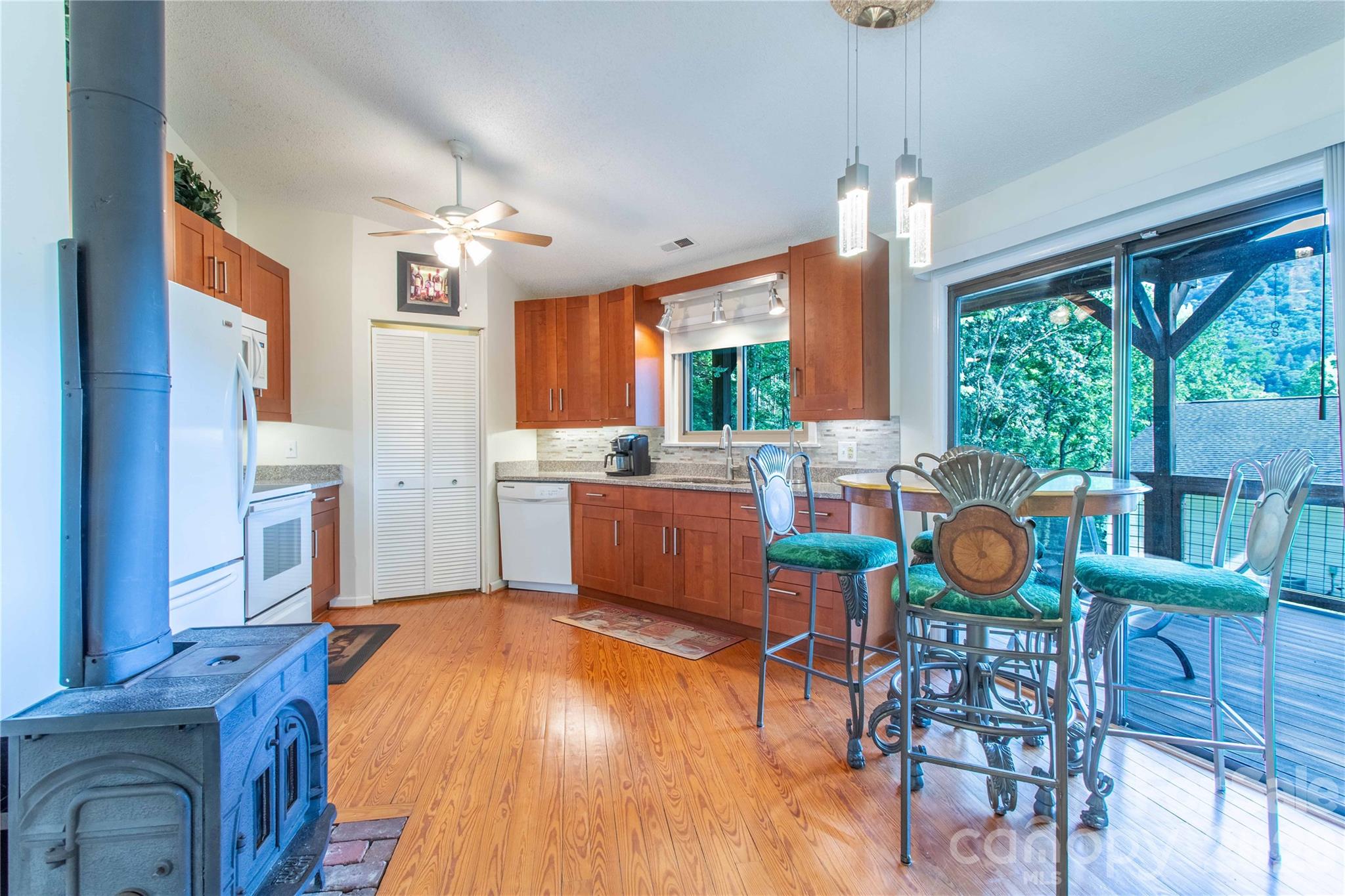 150 Freeman Knolls Drive Unit: 6