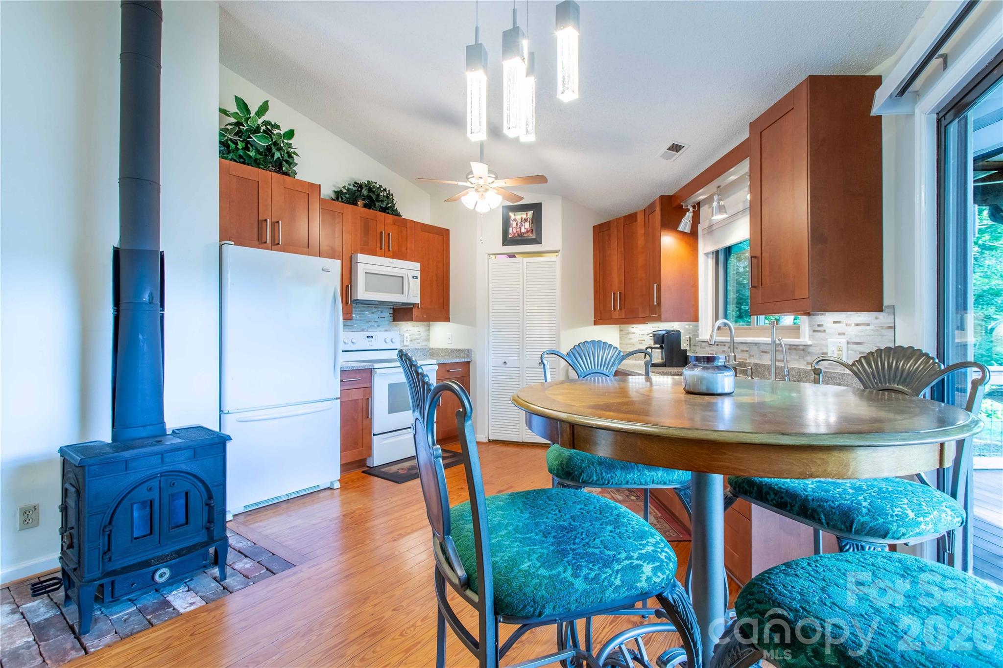 150 Freeman Knolls Drive Unit: 6