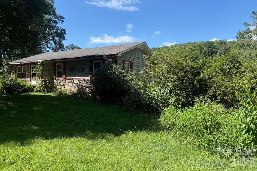 107 Flat Creek Drive