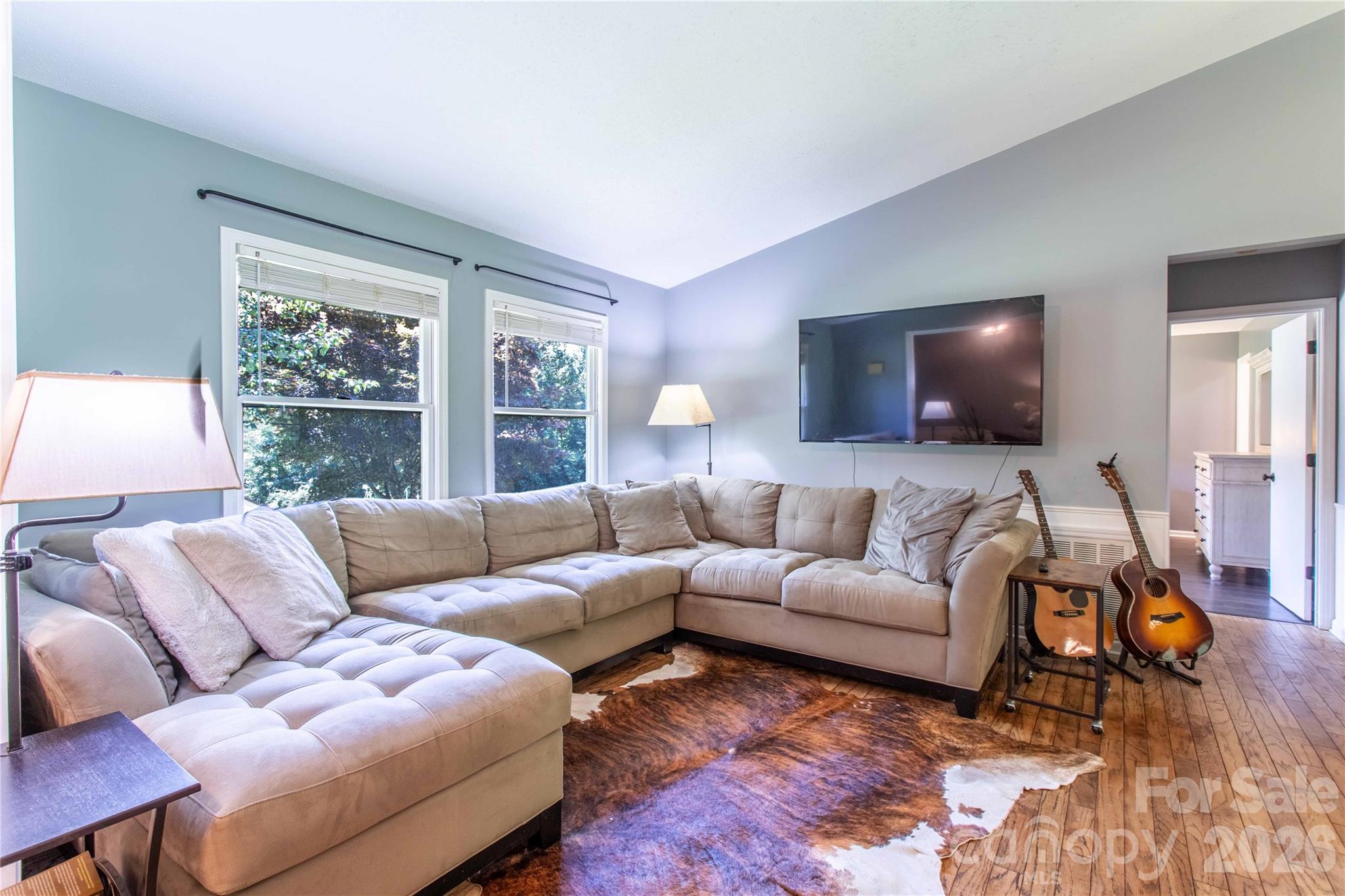 570 Flat Creek Valley Road
