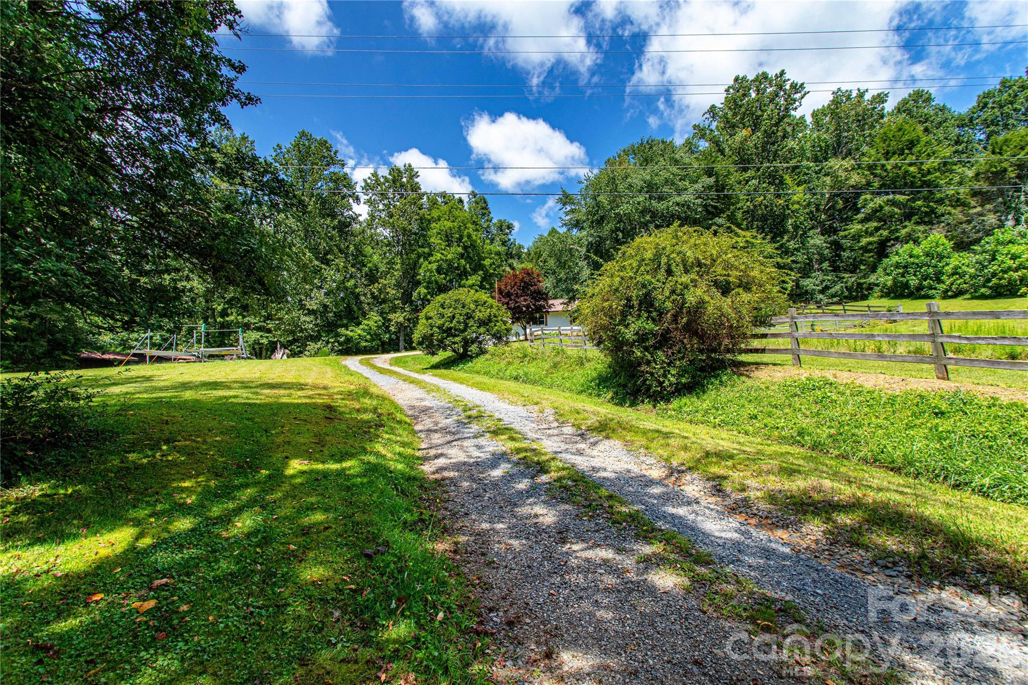 570 Flat Creek Valley Road