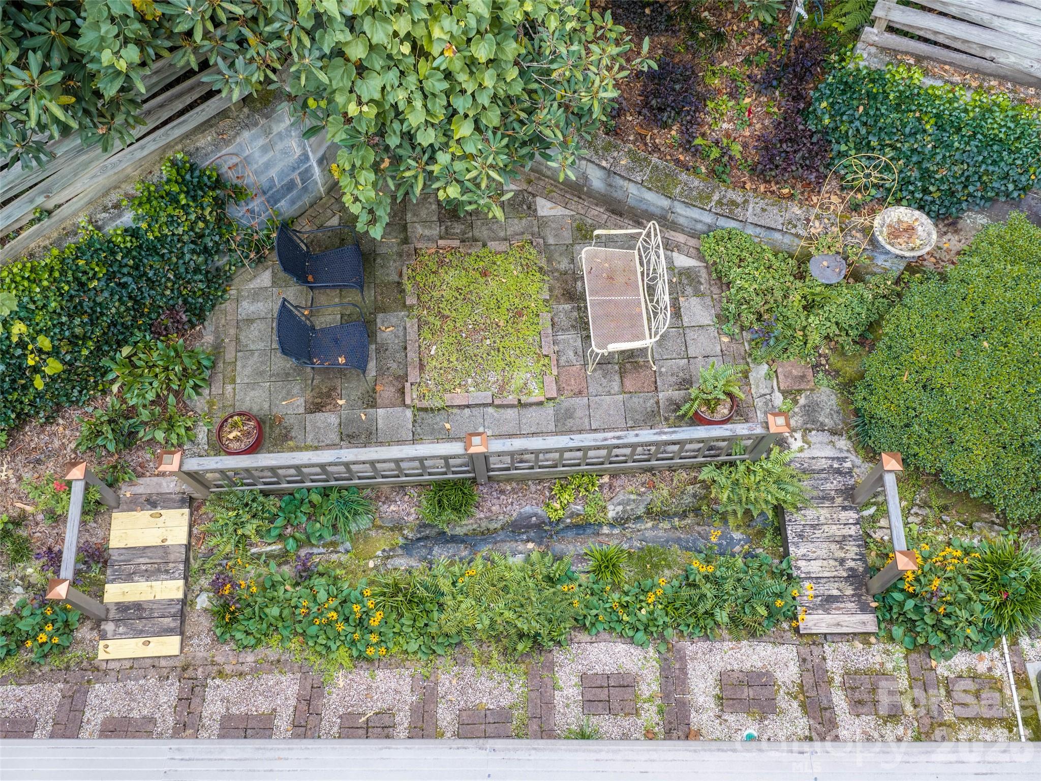 113 Riverside Estate Road