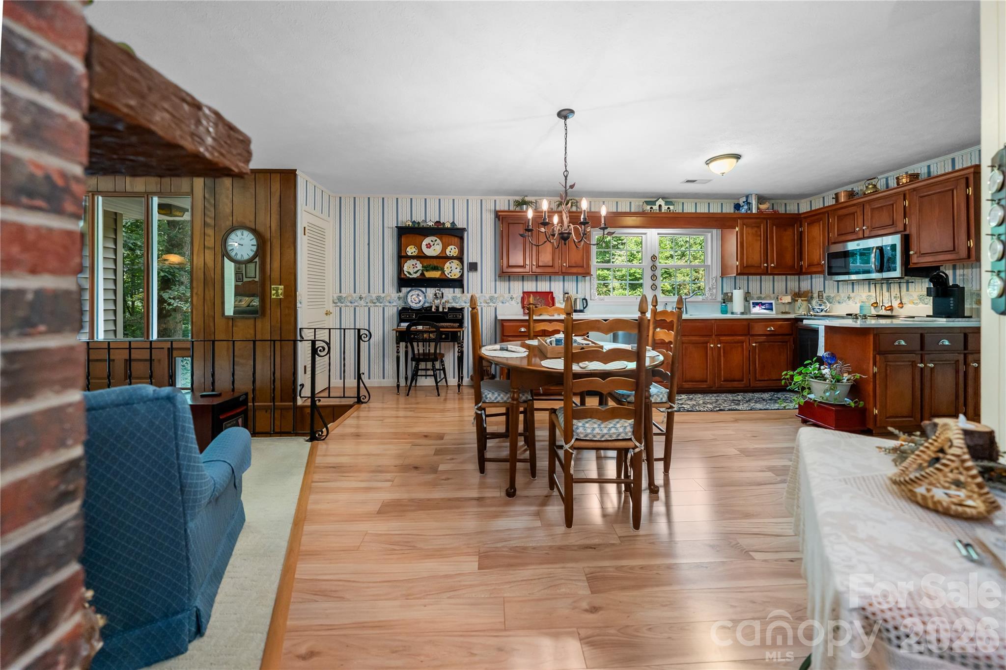 113 Riverside Estate Road