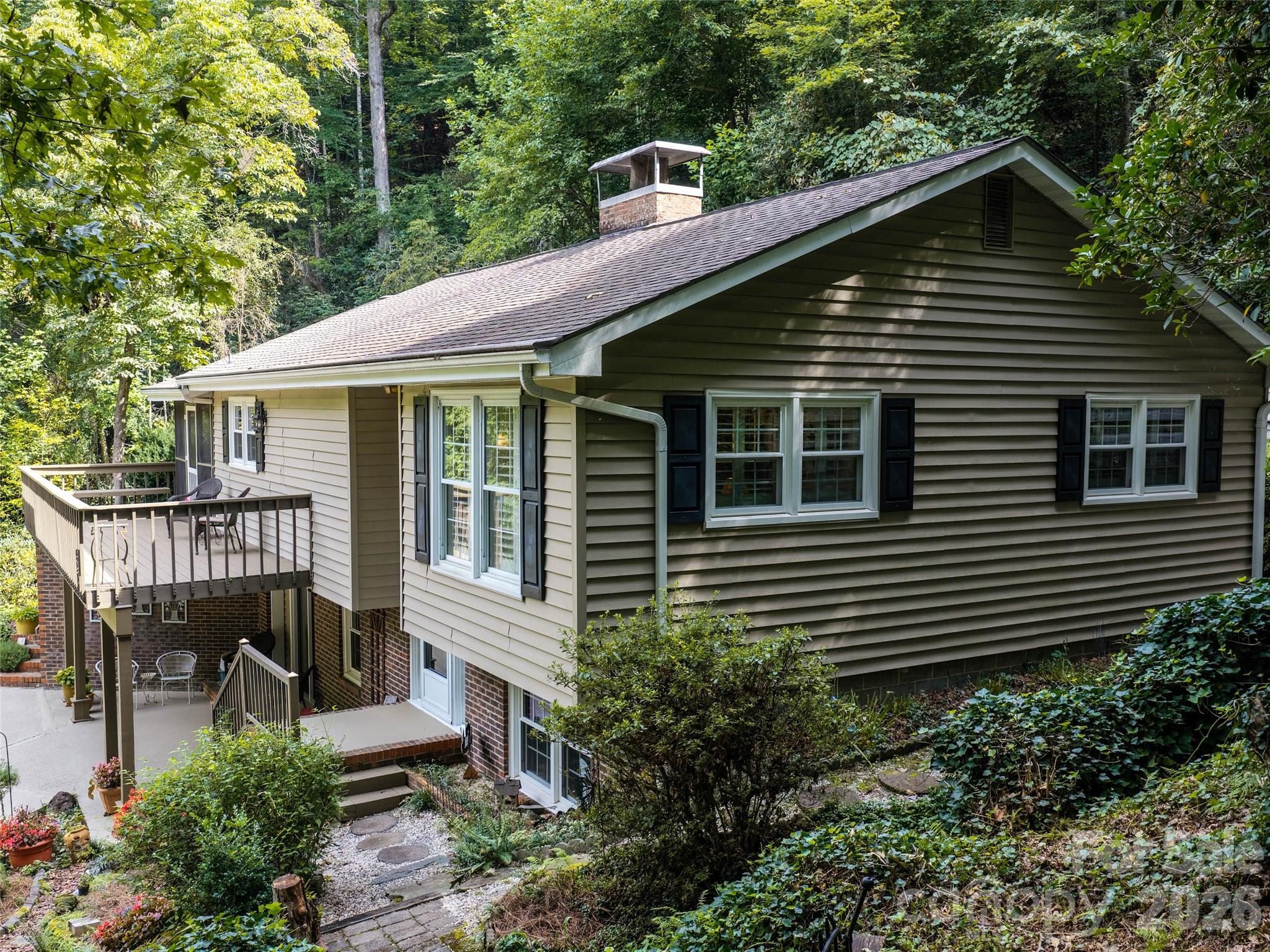 113 Riverside Estate Road