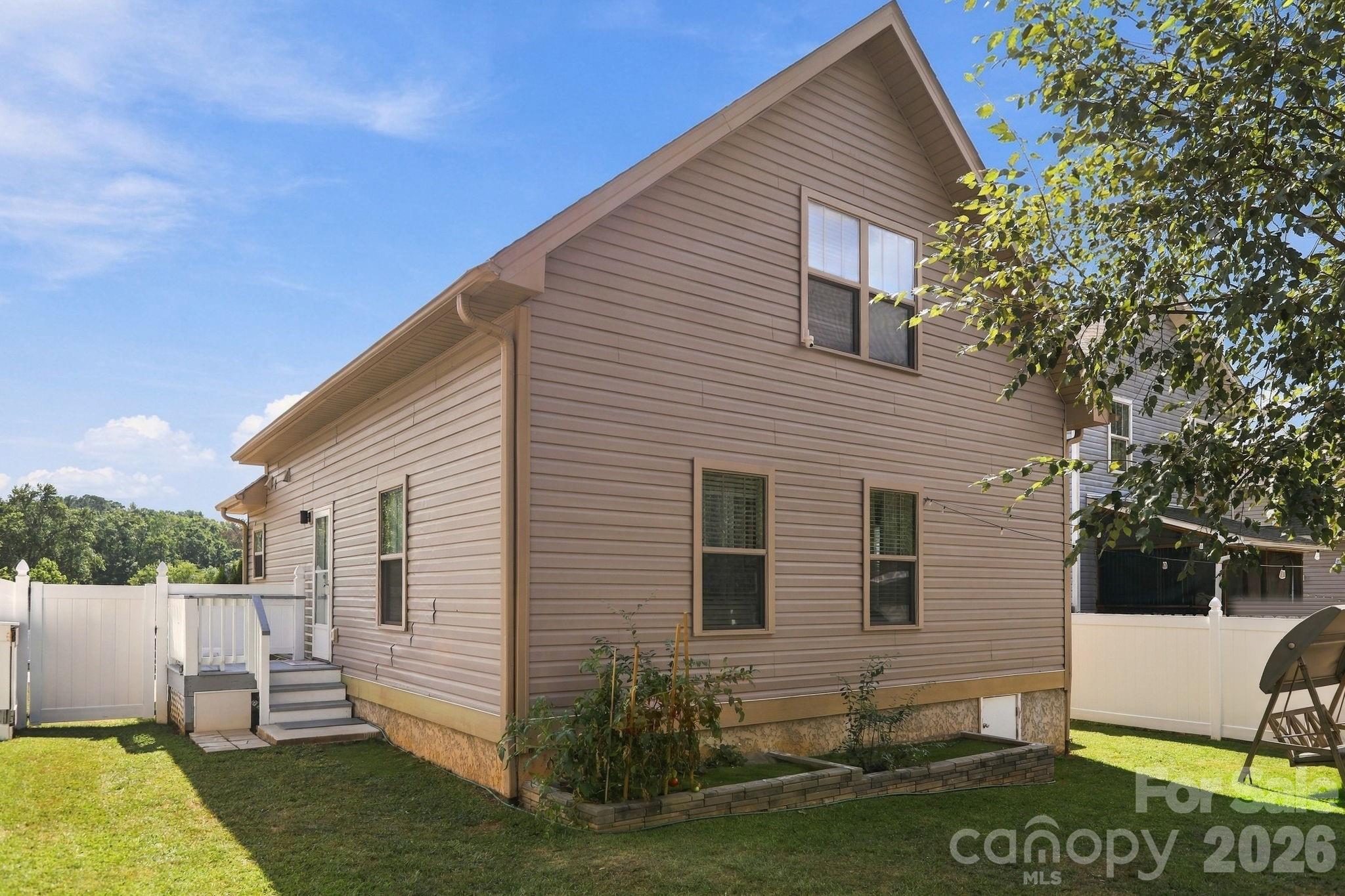 11 Yarrow Meadow Road