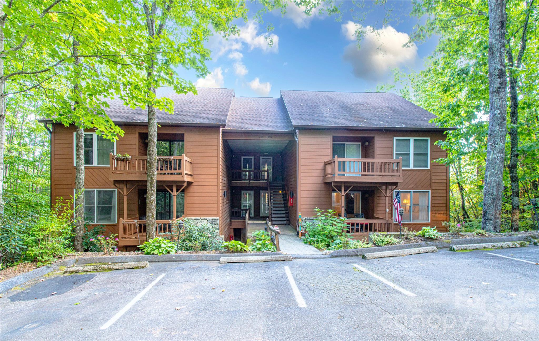 73 Toxaway Views Drive Unit: 304