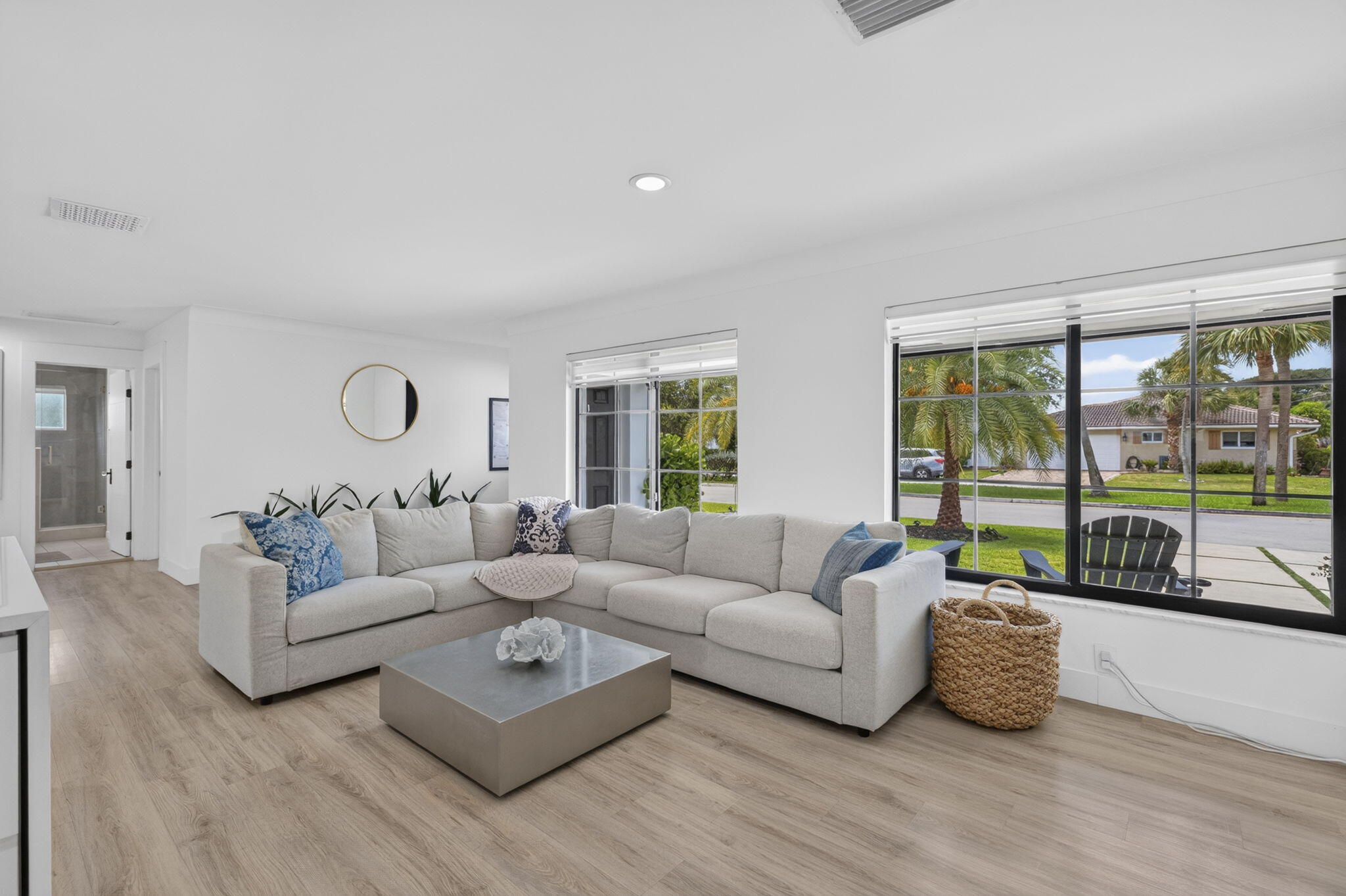 2917 NE 35th Court