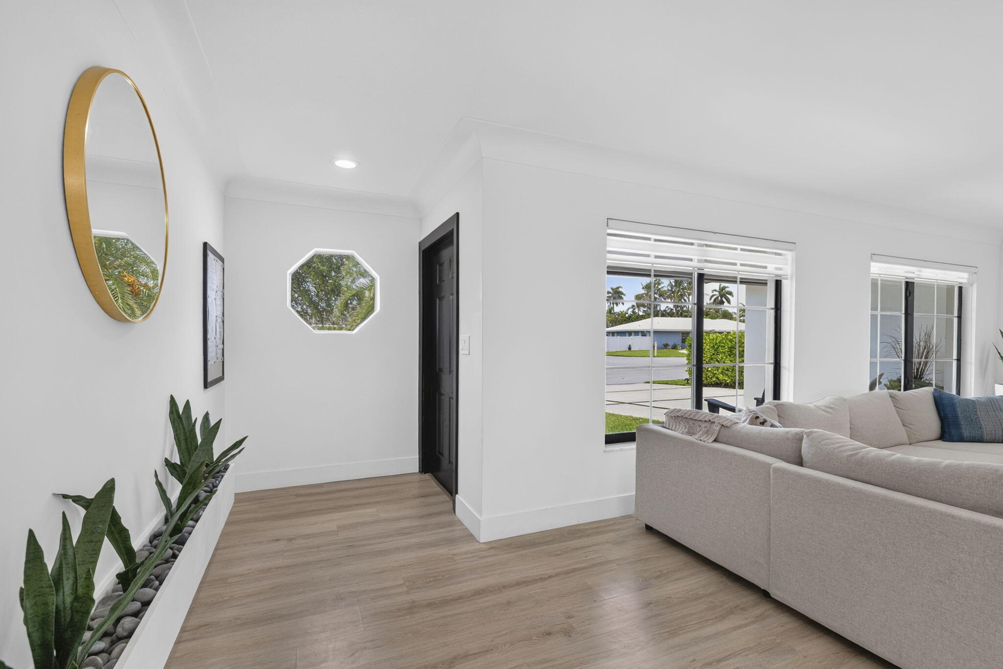 2917 NE 35th Court