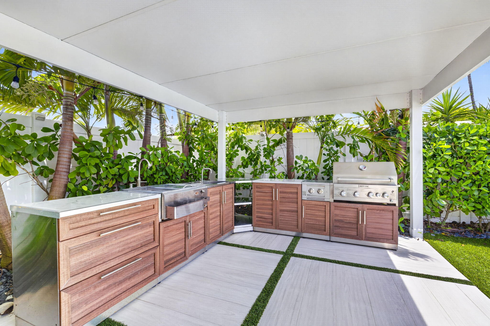 2917 NE 35th Court