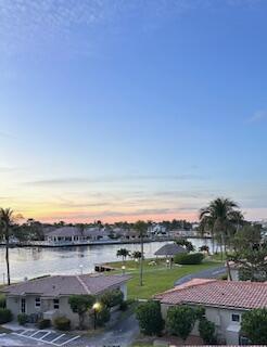 1222 Hillsboro Mile 17