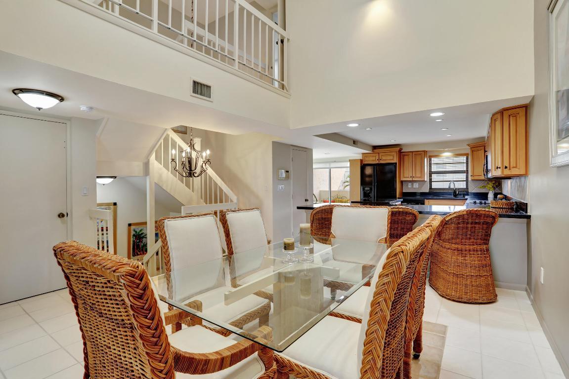 1222 Hillsboro Mile 17