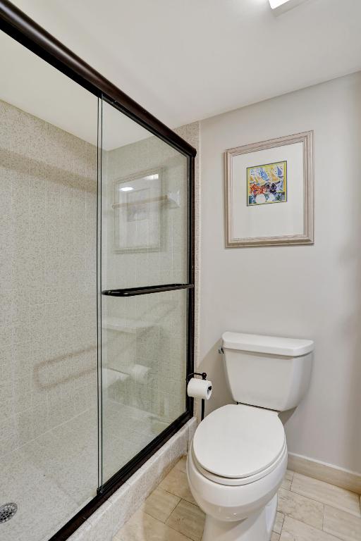 1222 Hillsboro Mile 17