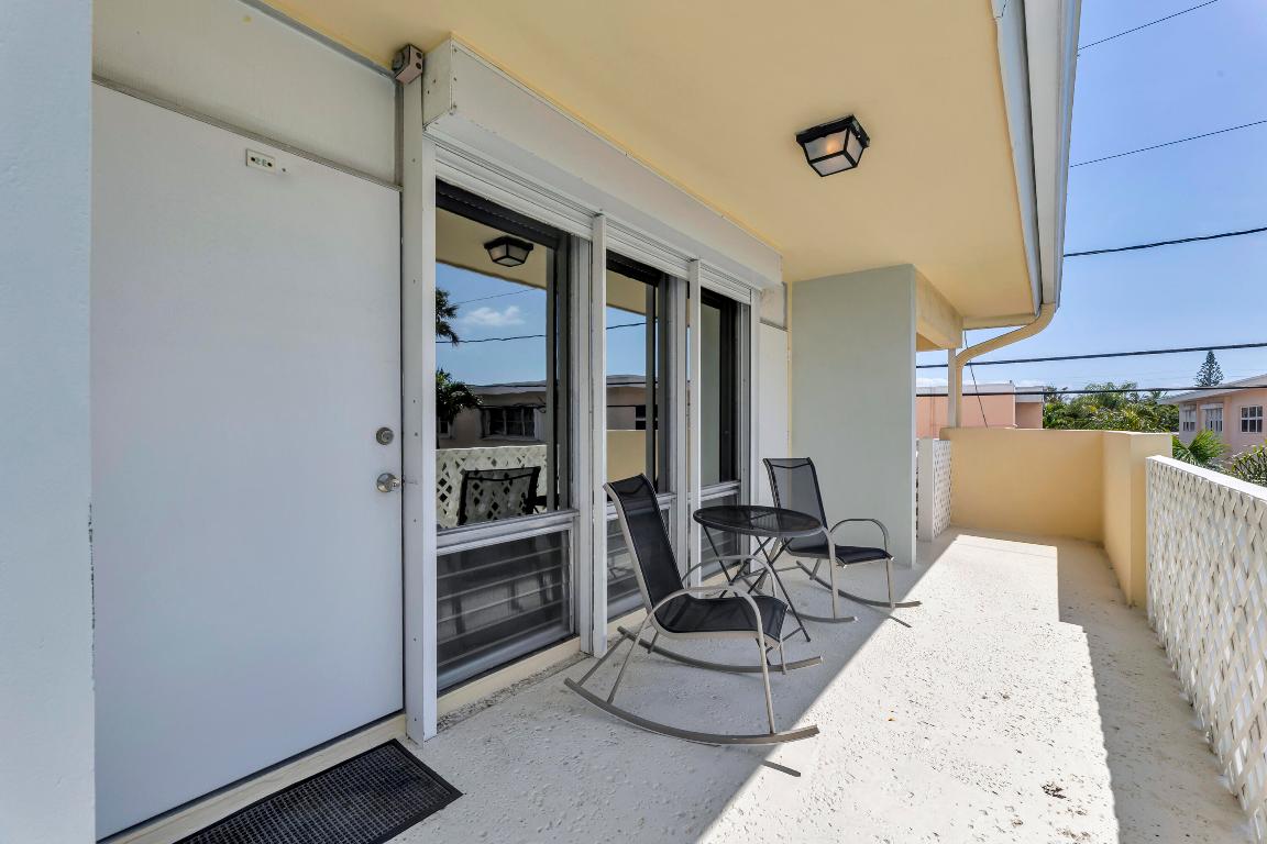 4630 Poinciana Street 2e