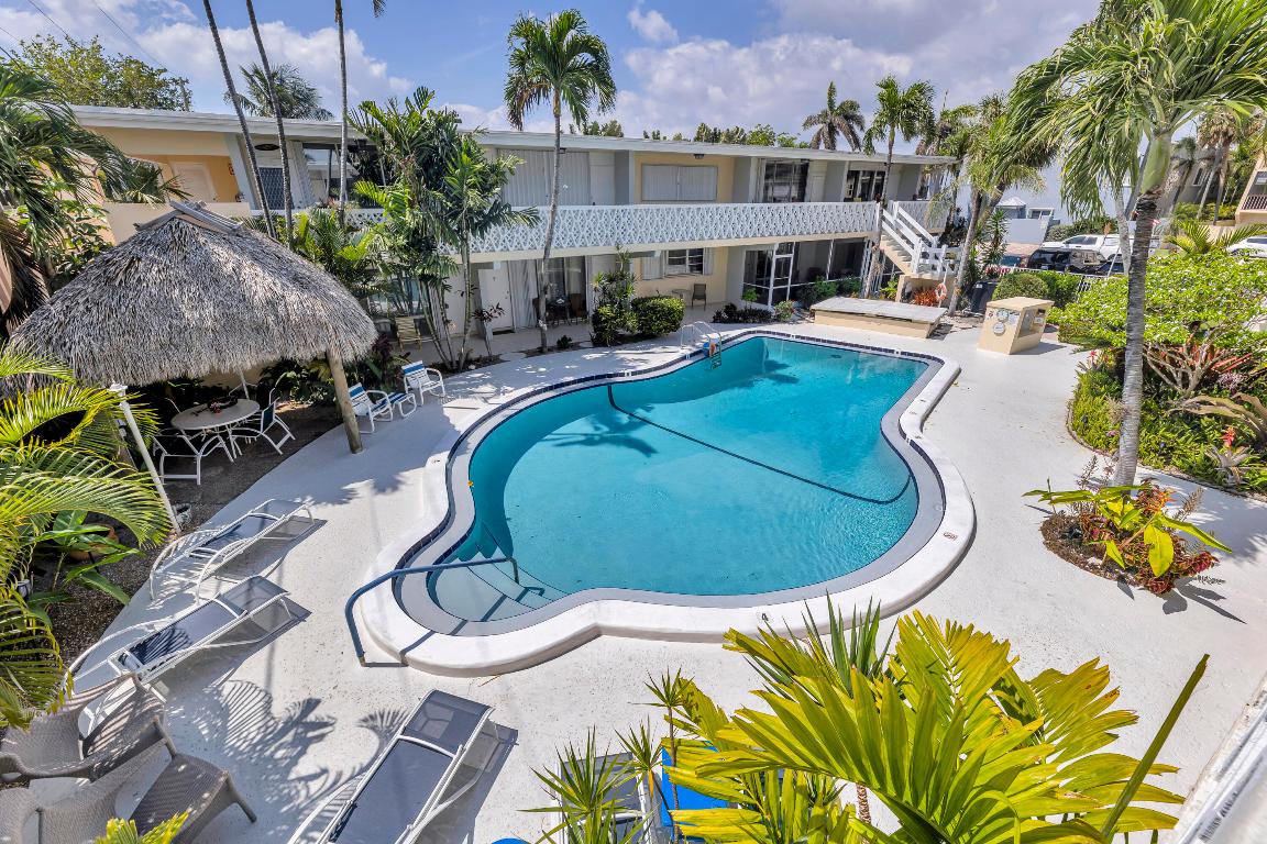 4630 Poinciana Street 2e