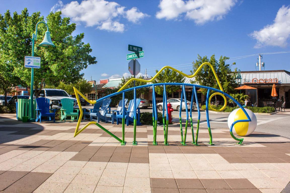 4630 Poinciana Street 2e