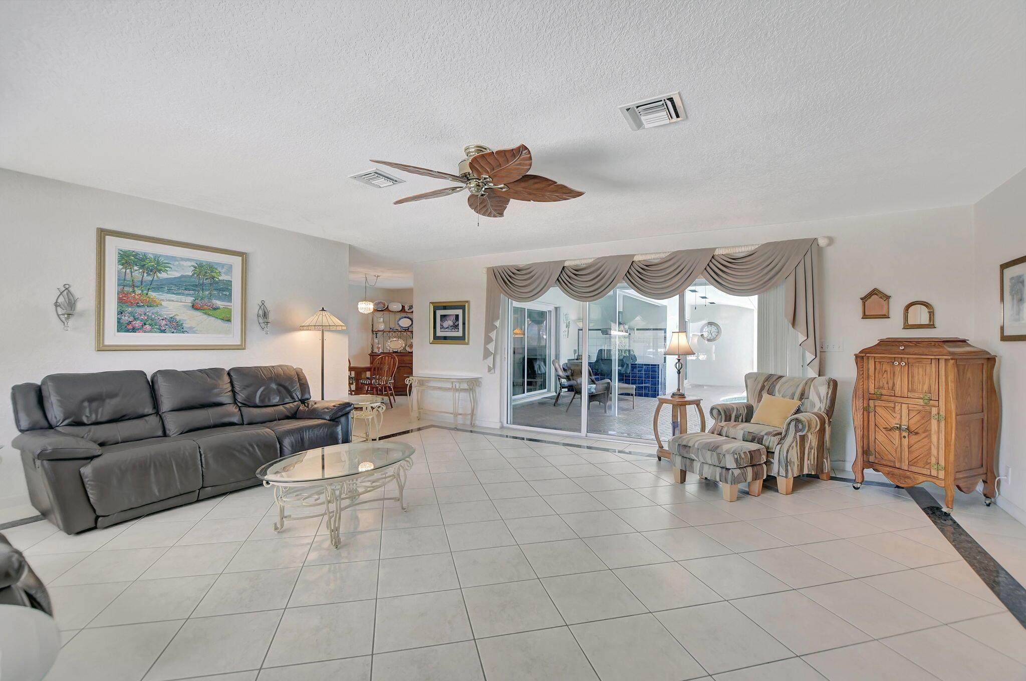 1214 SE 12th Terrace