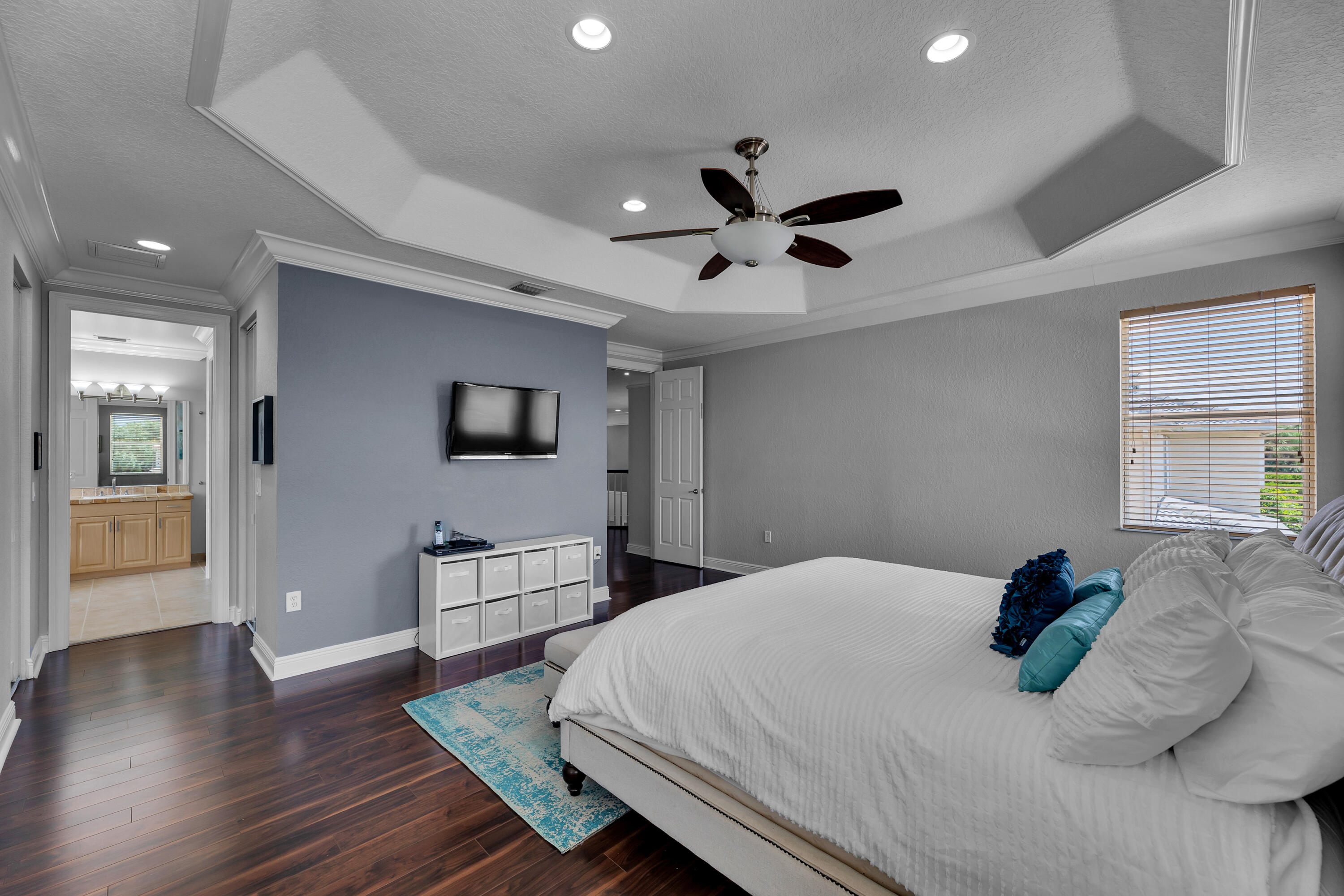 15619 Messina Isle Court