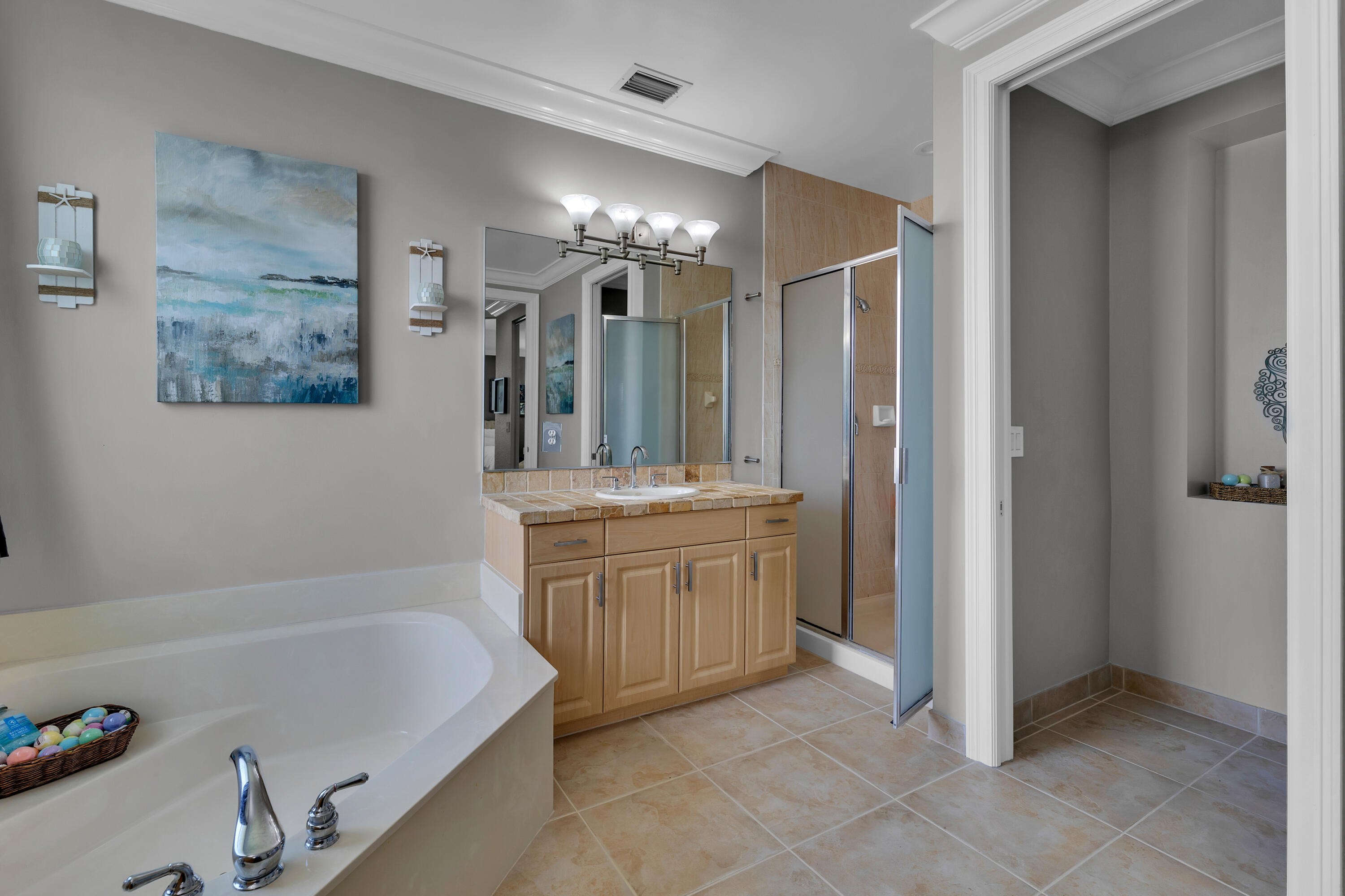 15619 Messina Isle Court