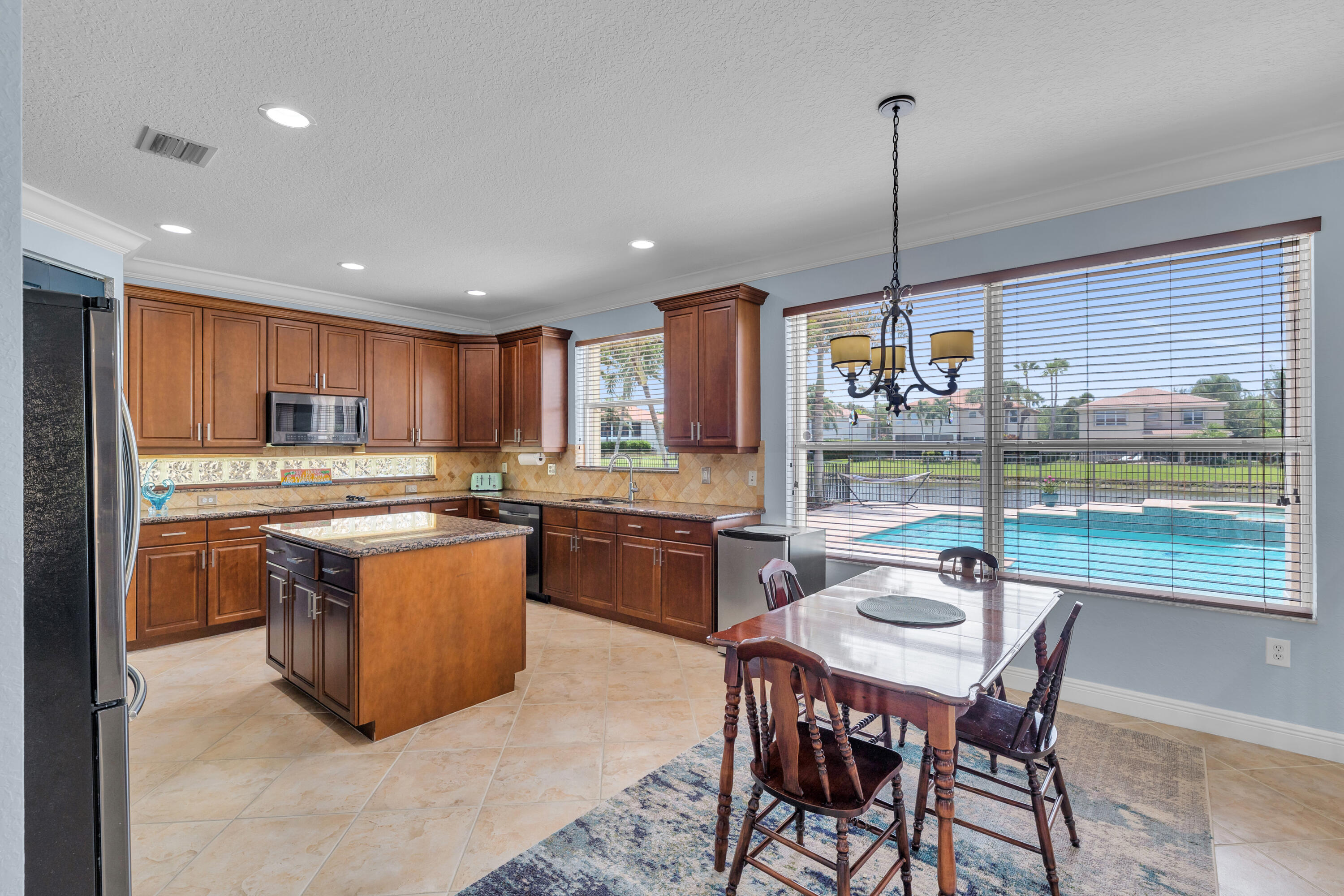 15619 Messina Isle Court