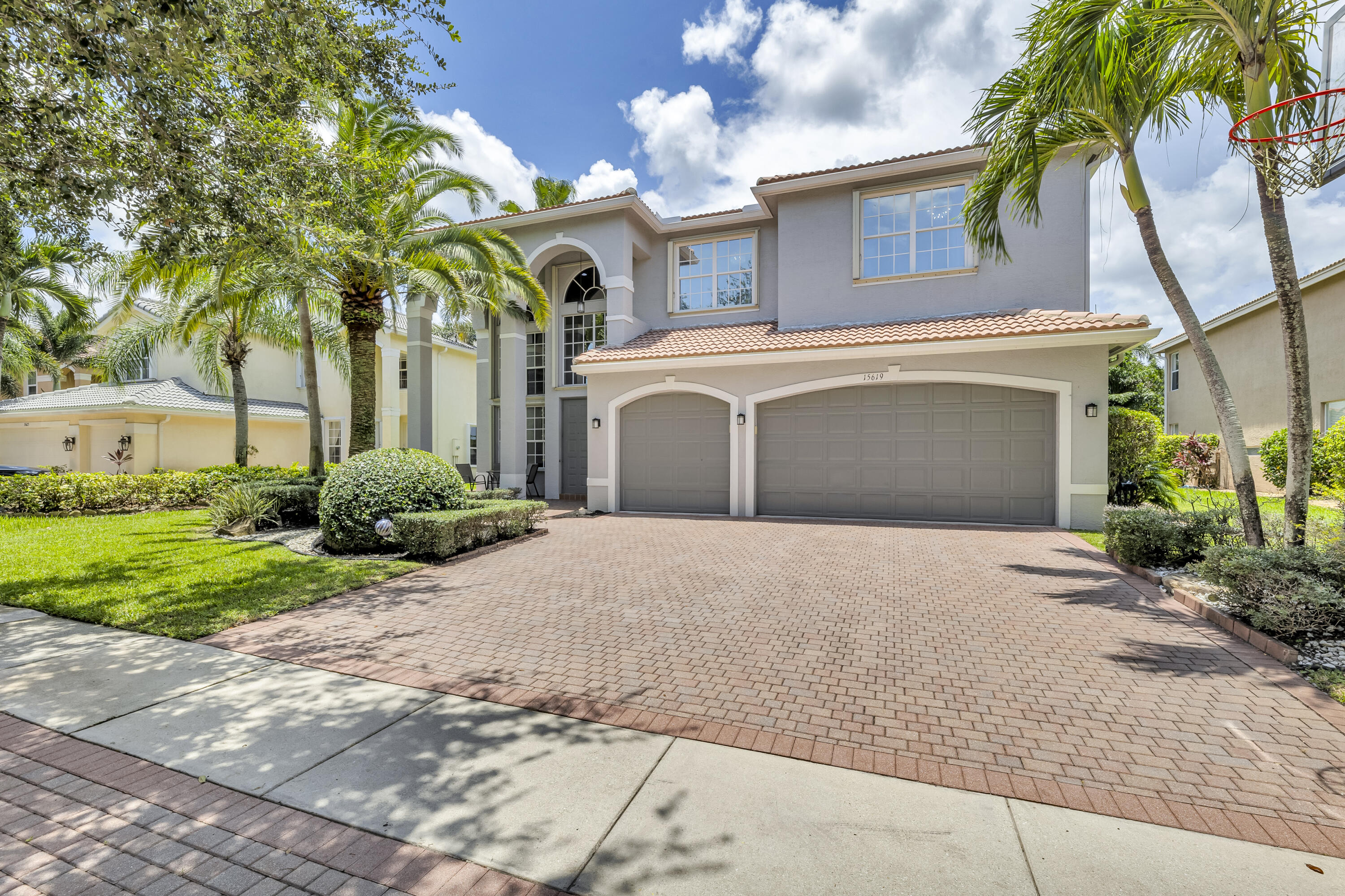 15619 Messina Isle Court