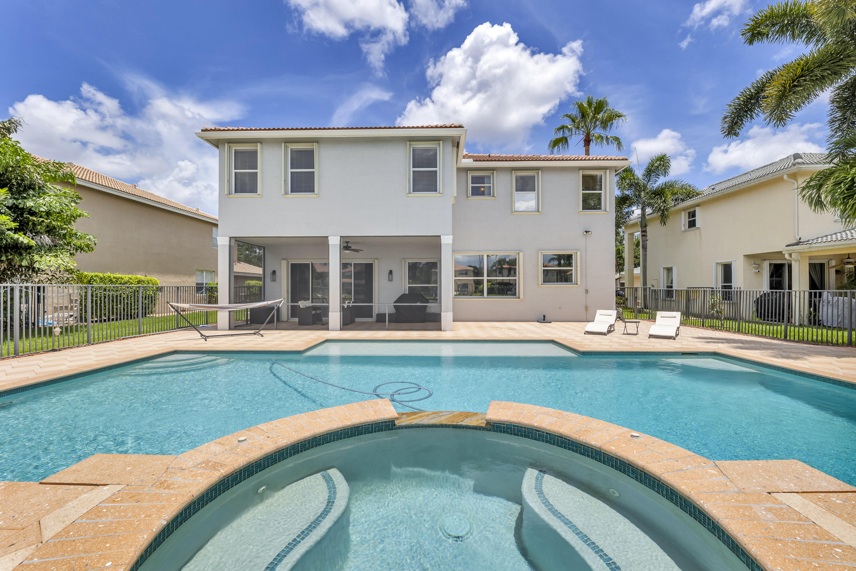 15619 Messina Isle Court